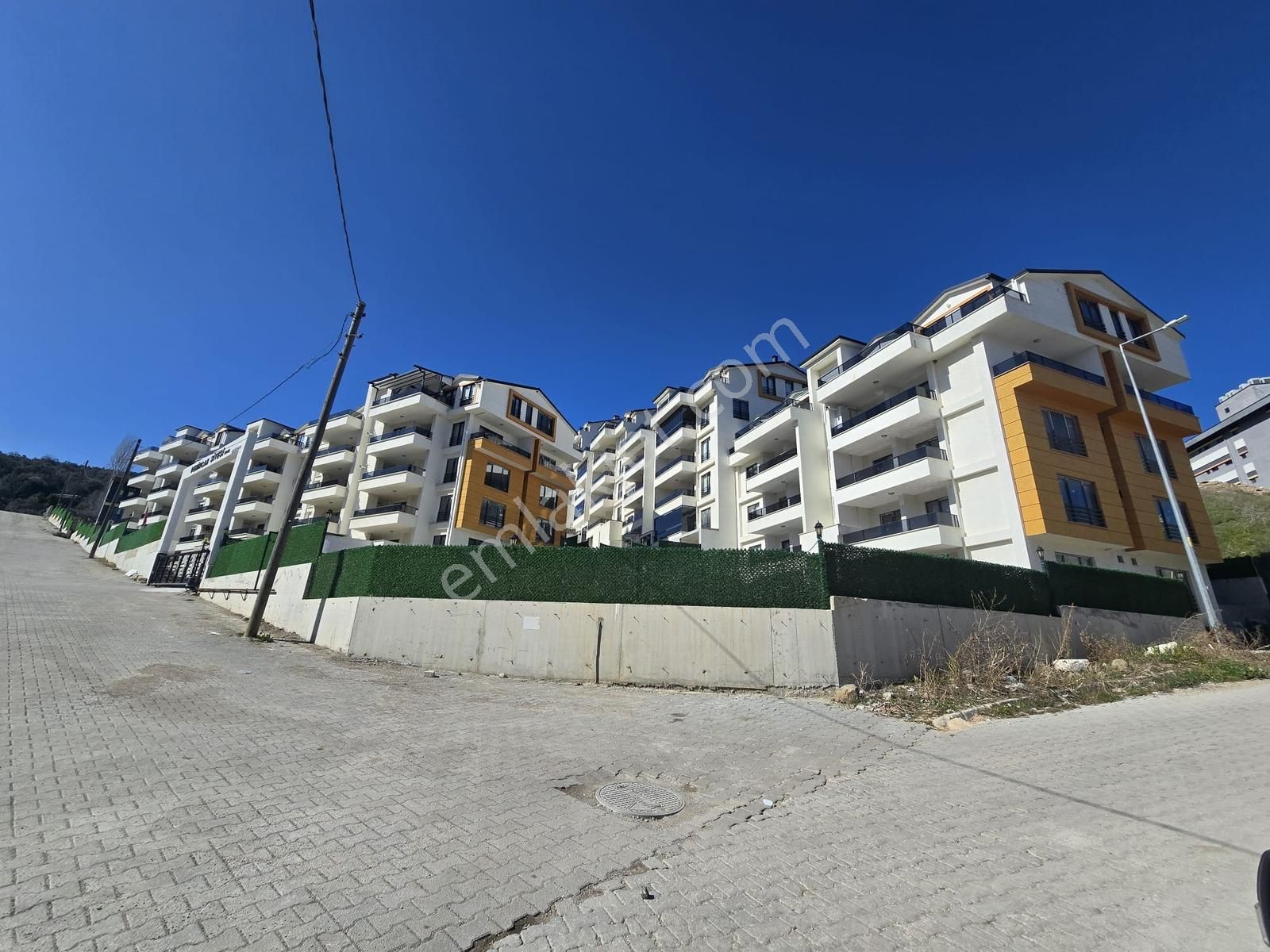 Tırpan'dan Halitpaşda Site İçi Sıfır 3+1 Ara Kat Satılık Daire - Görsel 32