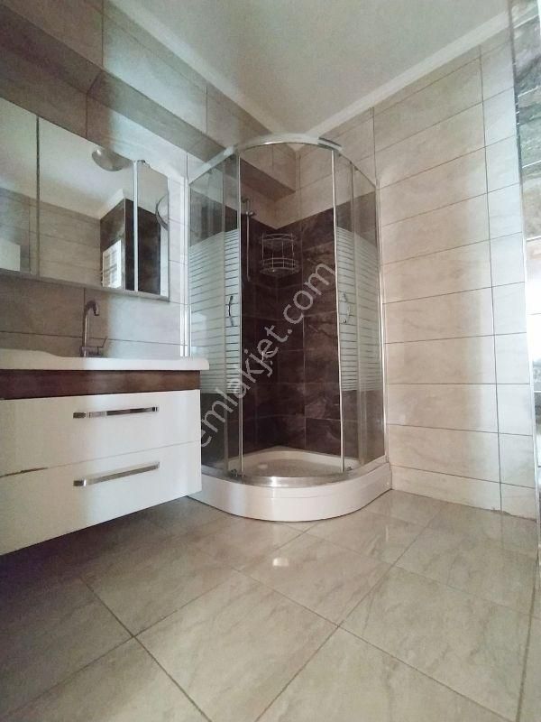 Mertcan Dan Yakacık Meydana Yürüme Site İçi 3+1 Ebeveyn Banyolu - Görsel 14