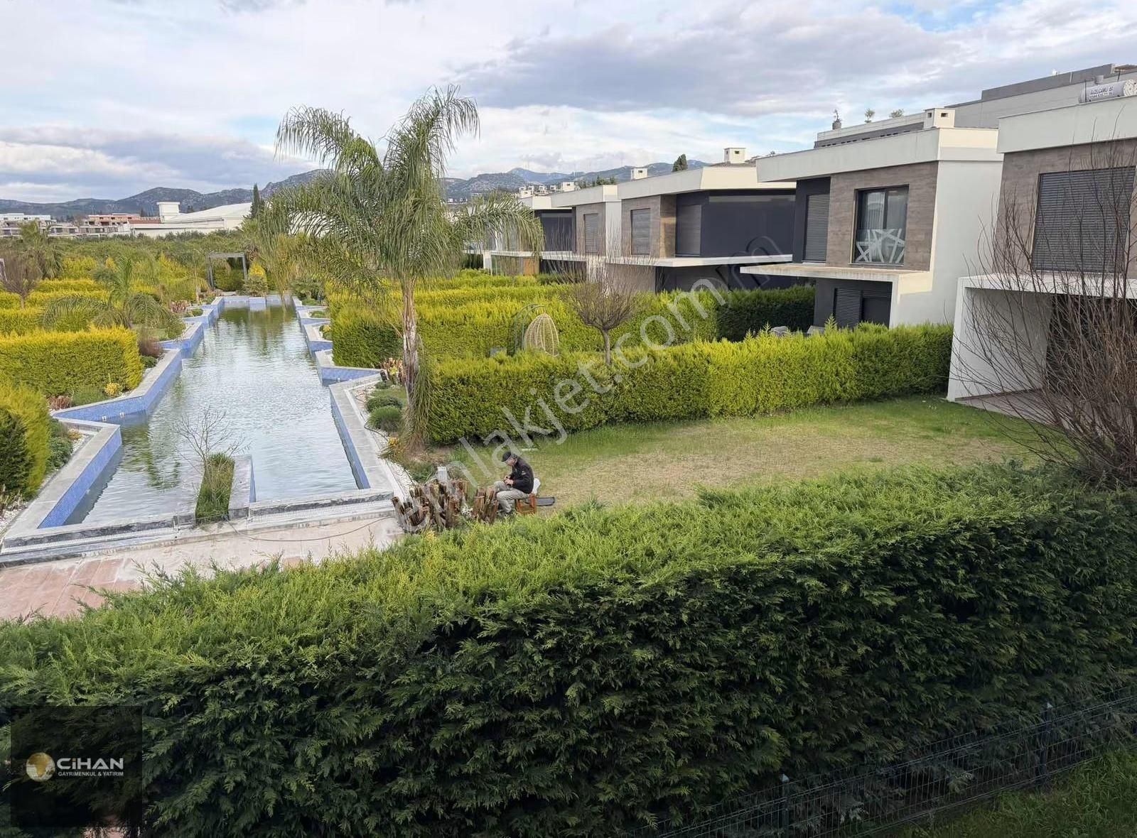 Kuşadası'nda Fırsat Yazlık Kışlık Daire