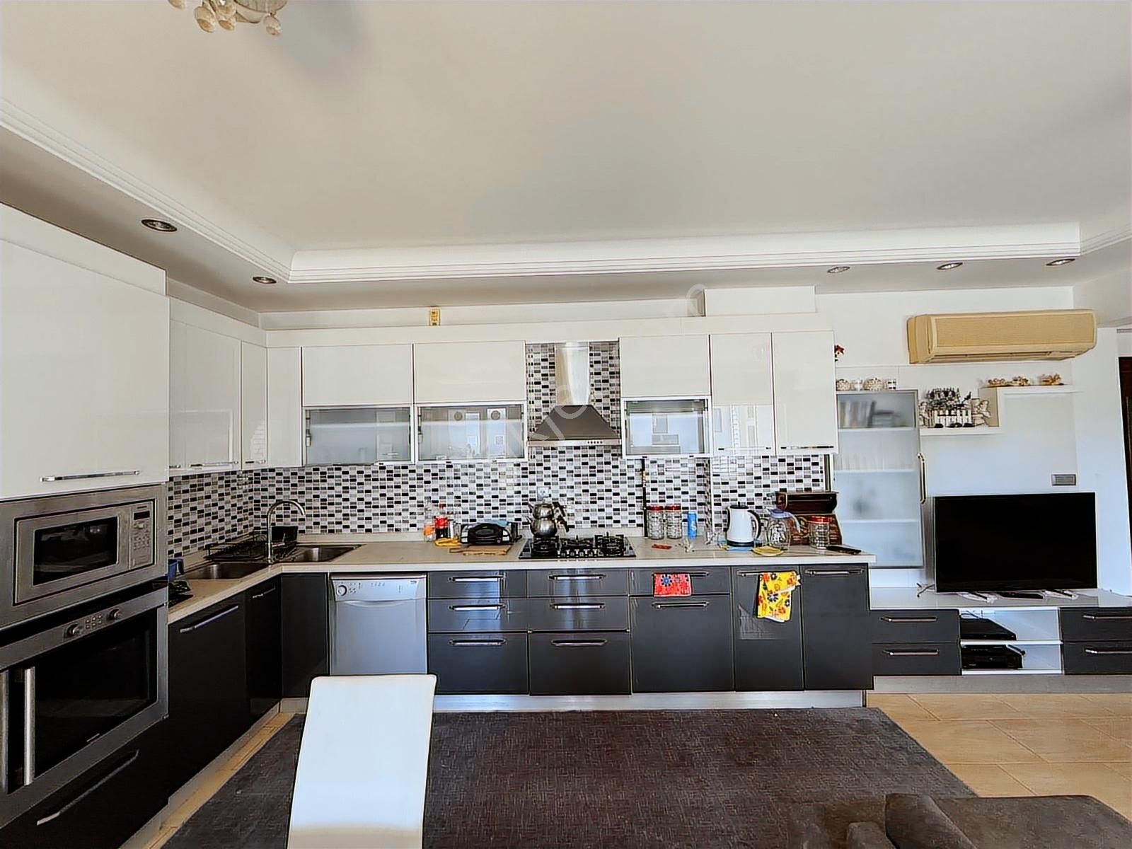 Kiralık 5+1 Dubleks Daire Toros Mahallesi - Görsel 22