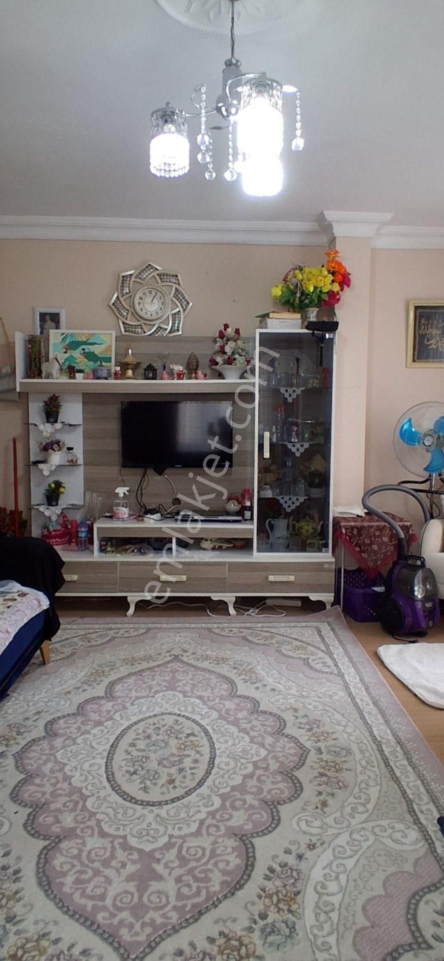 Mertcan Dan Fatih Mah Arakat 3+1 Balkonlu - İskanlı Fırsat Daire - Görsel 3