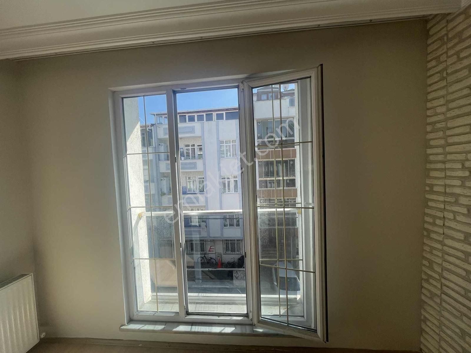 Bezirganbahçe'de 3+1 Önü Açık Güney Cepheli Satılık Dubleks - Görsel 14