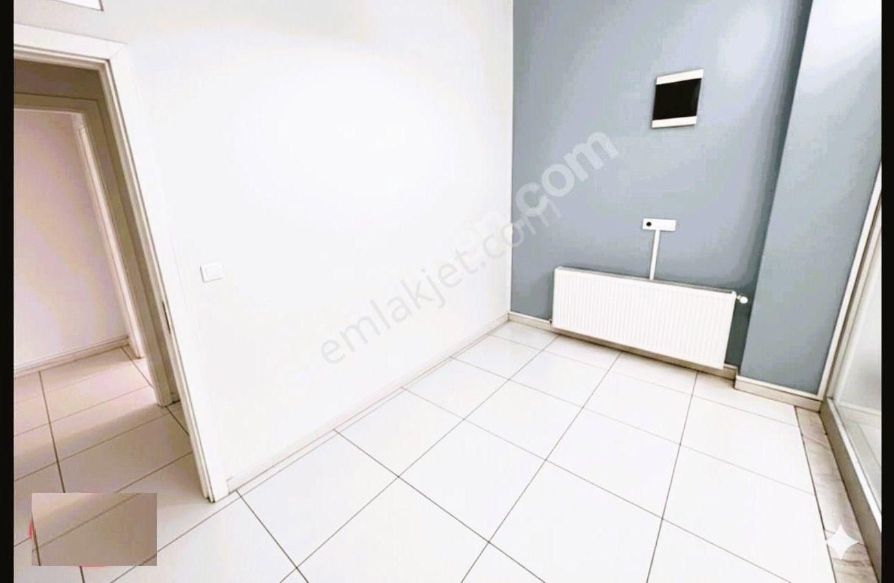 Bahçelievler Camlıkahve Yakını 3 Katlı Dükkan 145 M² - Görsel 16