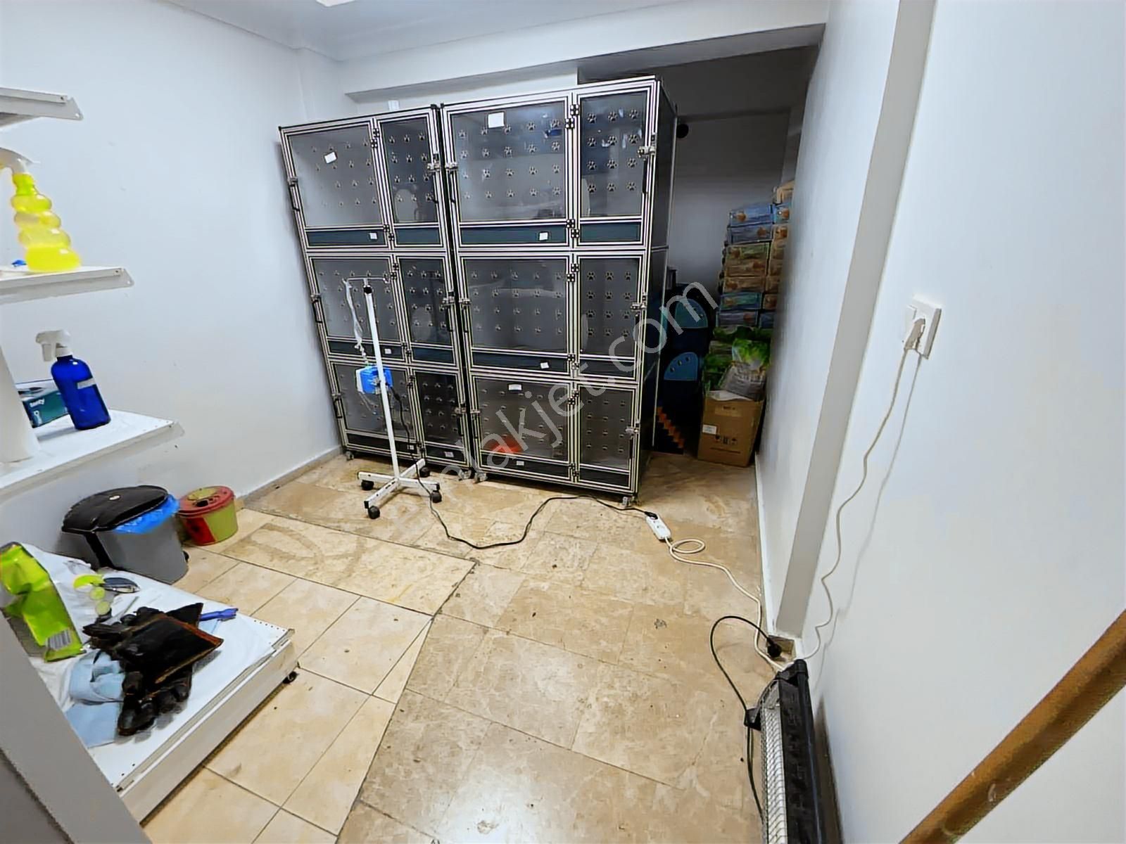 Bahçelievler Camlıkahve Yakını 3 Katlı Dükkan 145 M² - Görsel 24