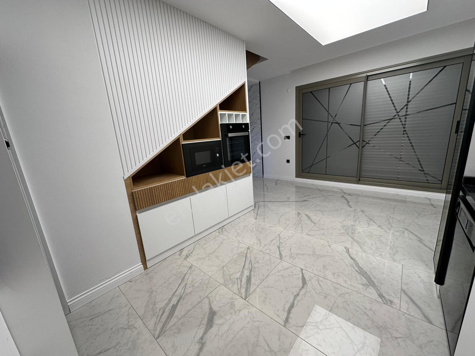 Özel Havuzlu Müstakil Denize Yakın Lüx 4+1 Villa - Görsel 18