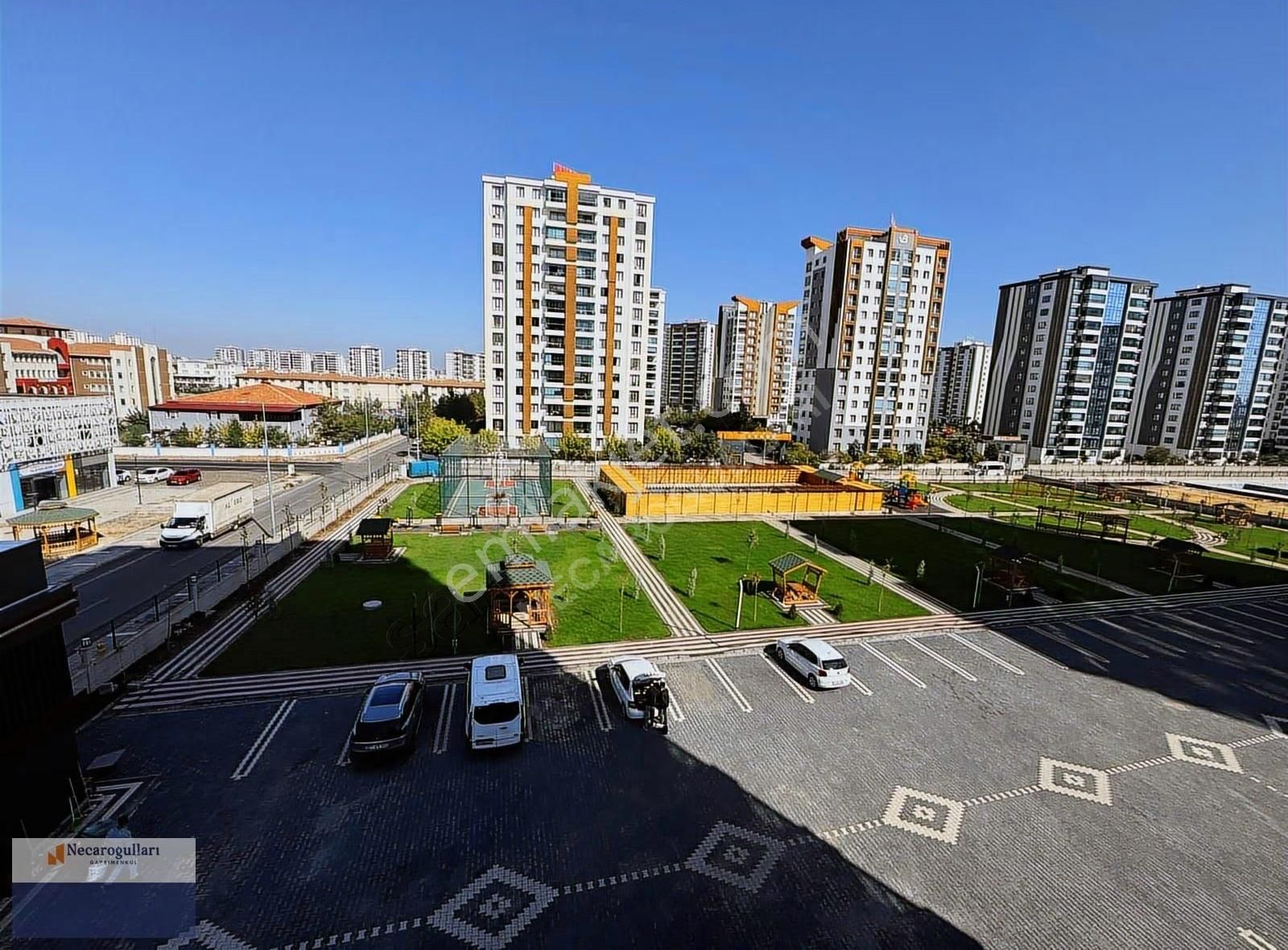 Necaroğullarından Araştırma Yolunda Ultra Lüks 2.5+1 Daire - Görsel 8