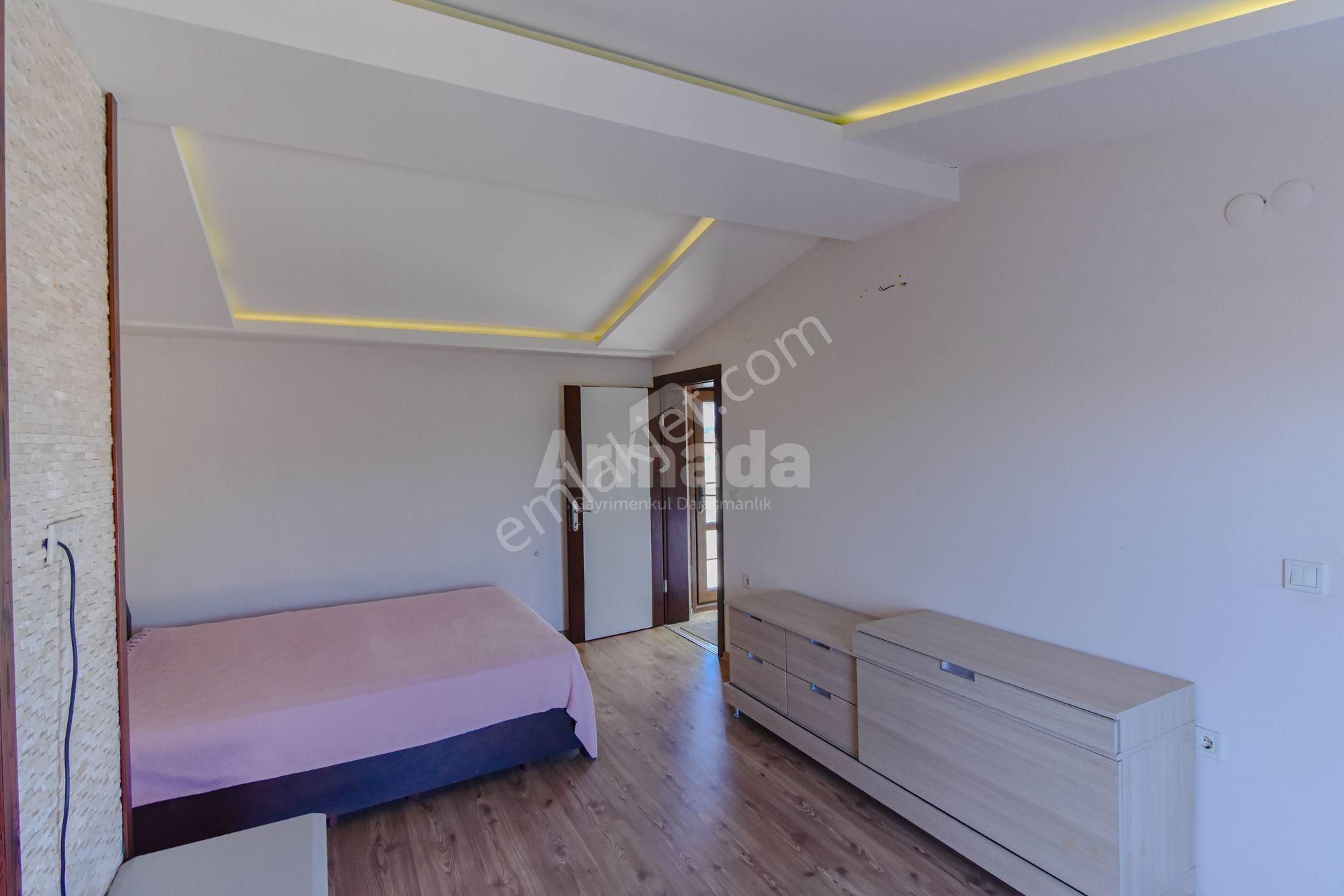 Kuşadası Sahil Siteleri Bölgesinde Satılık 3+1 Dubleks Daire - Görsel 16
