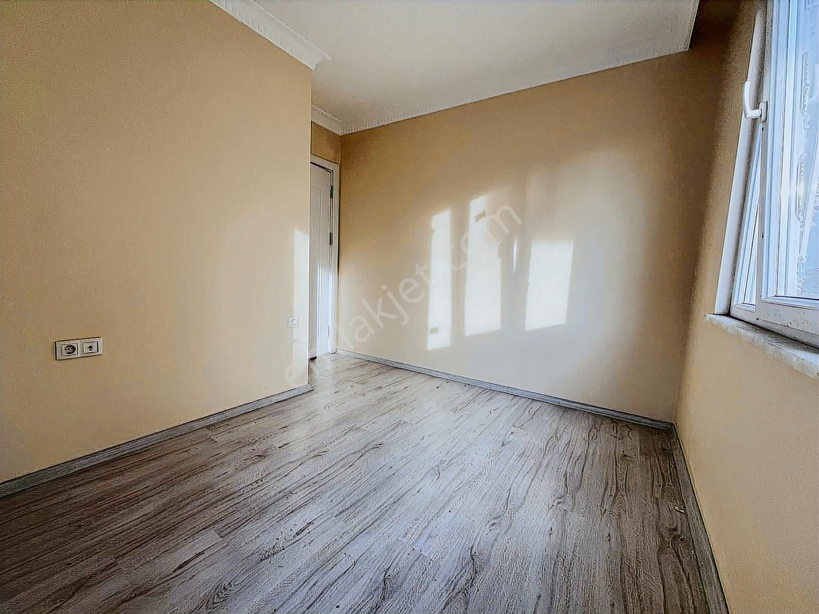 Cumhuriyet Mh.'sinde Satılık 3+1 110 M2 Ebeveyn Banyolu Daire - Görsel 20