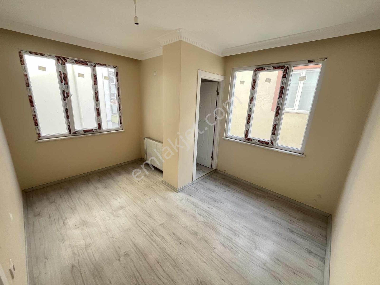 Cumhuriyet Mh.'sinde Satılık 3+1 110 M2 Ebeveyn Banyolu Daire - Görsel 18