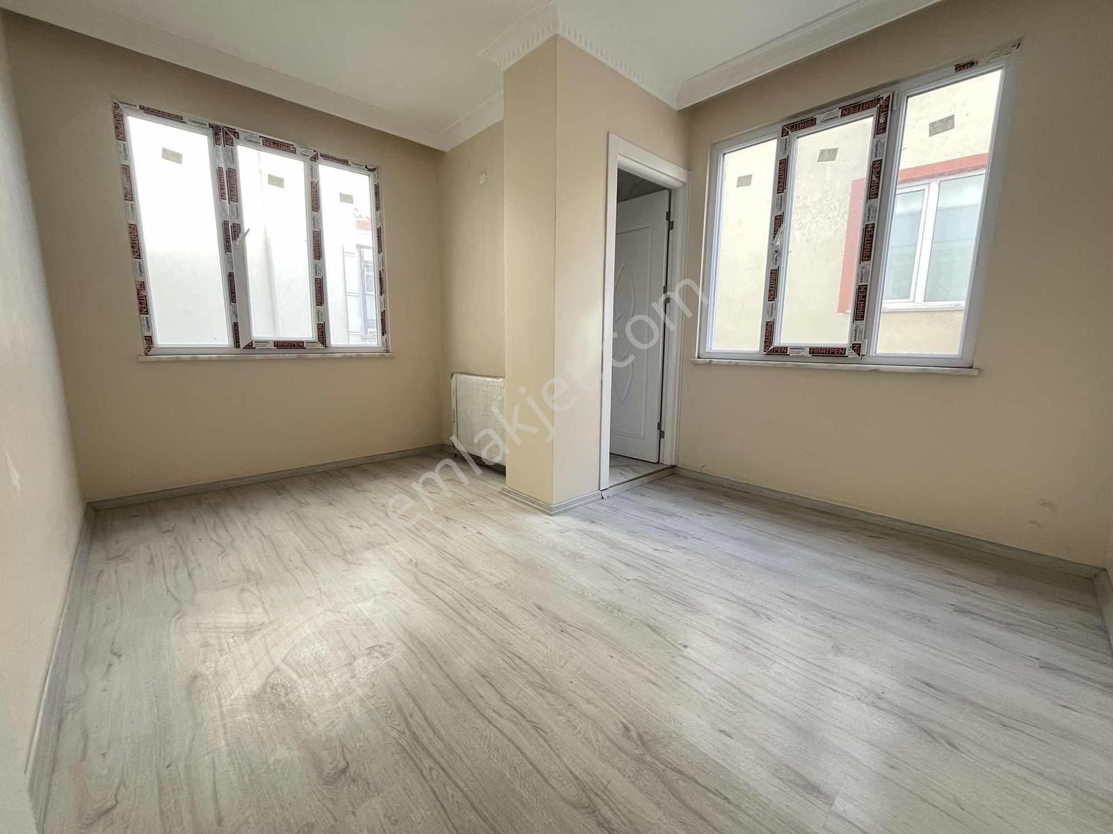 Cumhuriyet Mh.'sinde Satılık 3+1 110 M2 Ebeveyn Banyolu Daire - Görsel 9