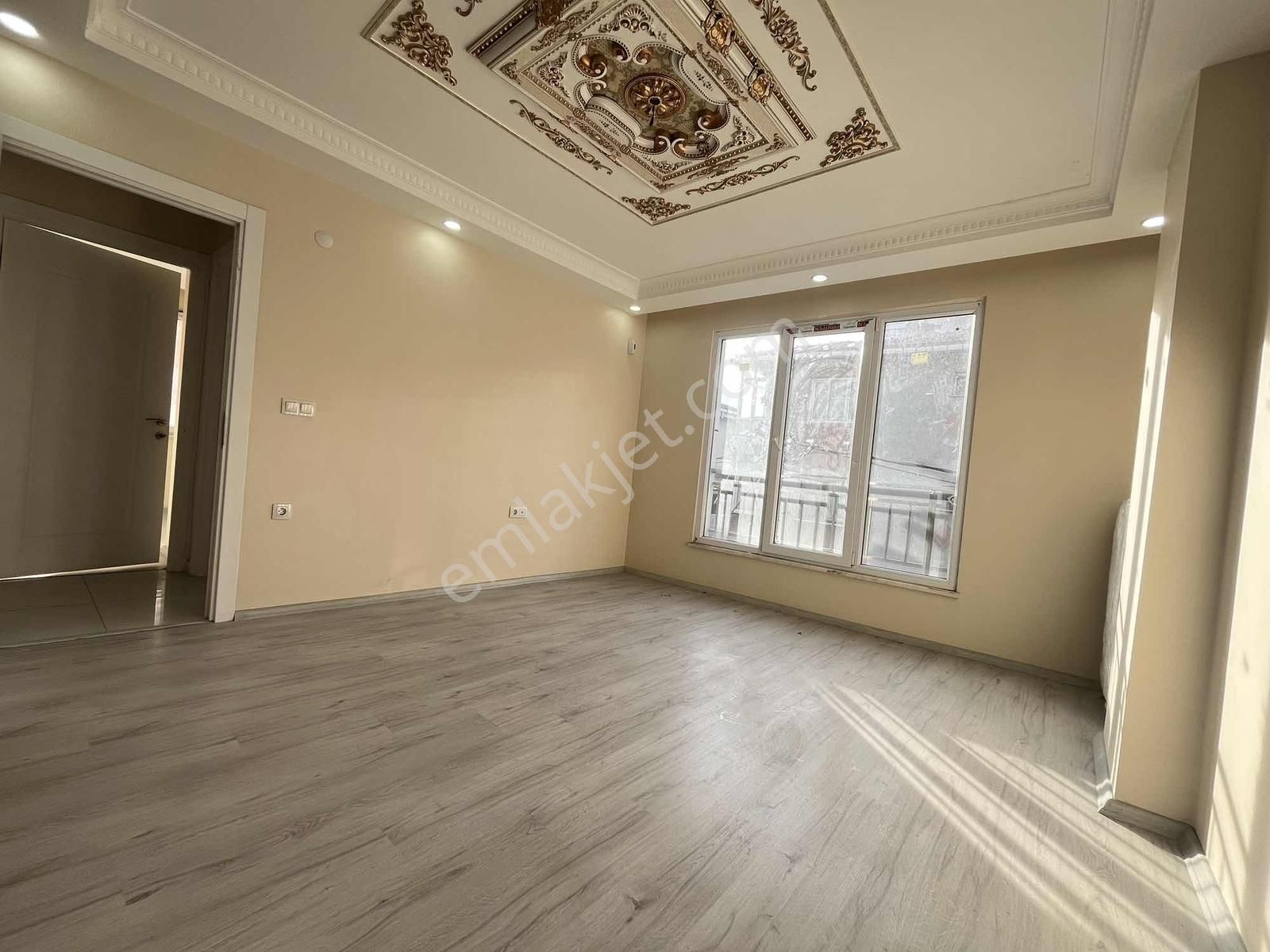 Cumhuriyet Mh.'sinde Satılık 3+1 110 M2 Ebeveyn Banyolu Daire - Görsel 7