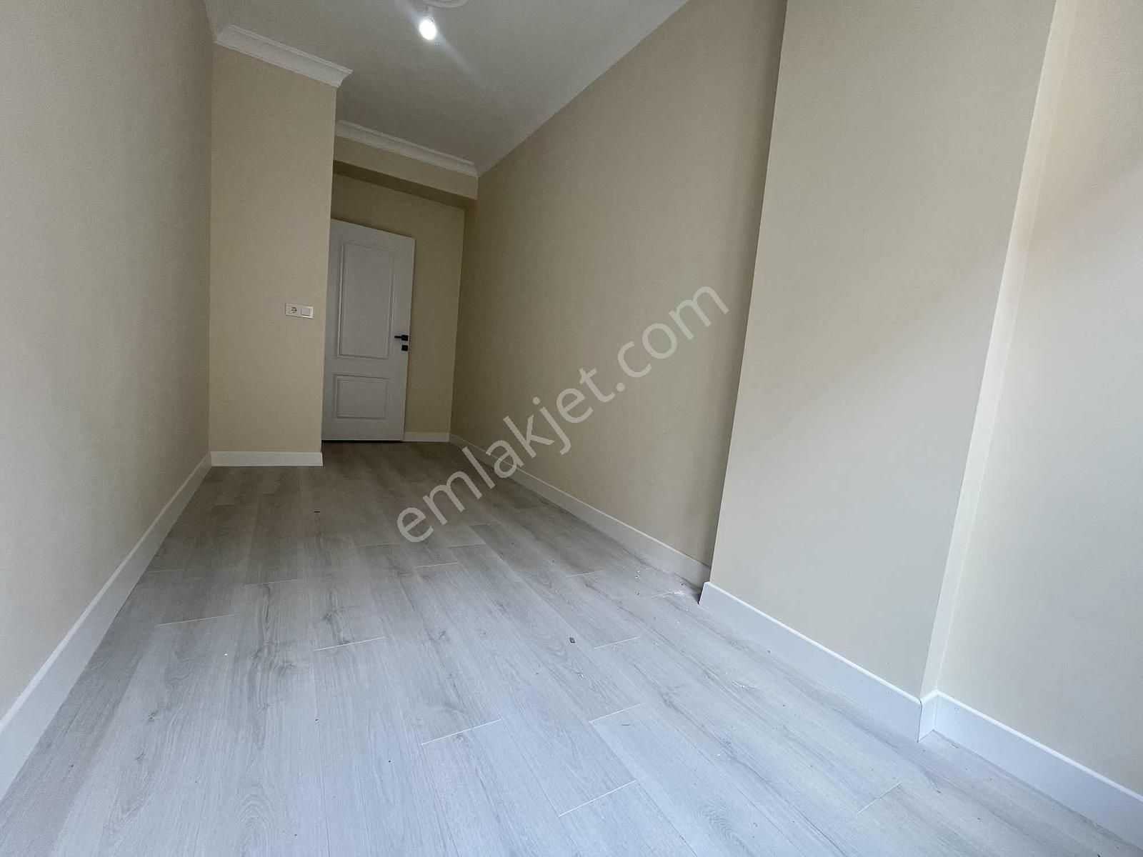 Gültepe Mahallesinde Kiralık 3+1 Sıfır 120m2 Yeni Bina Ön Cephe - Görsel 20