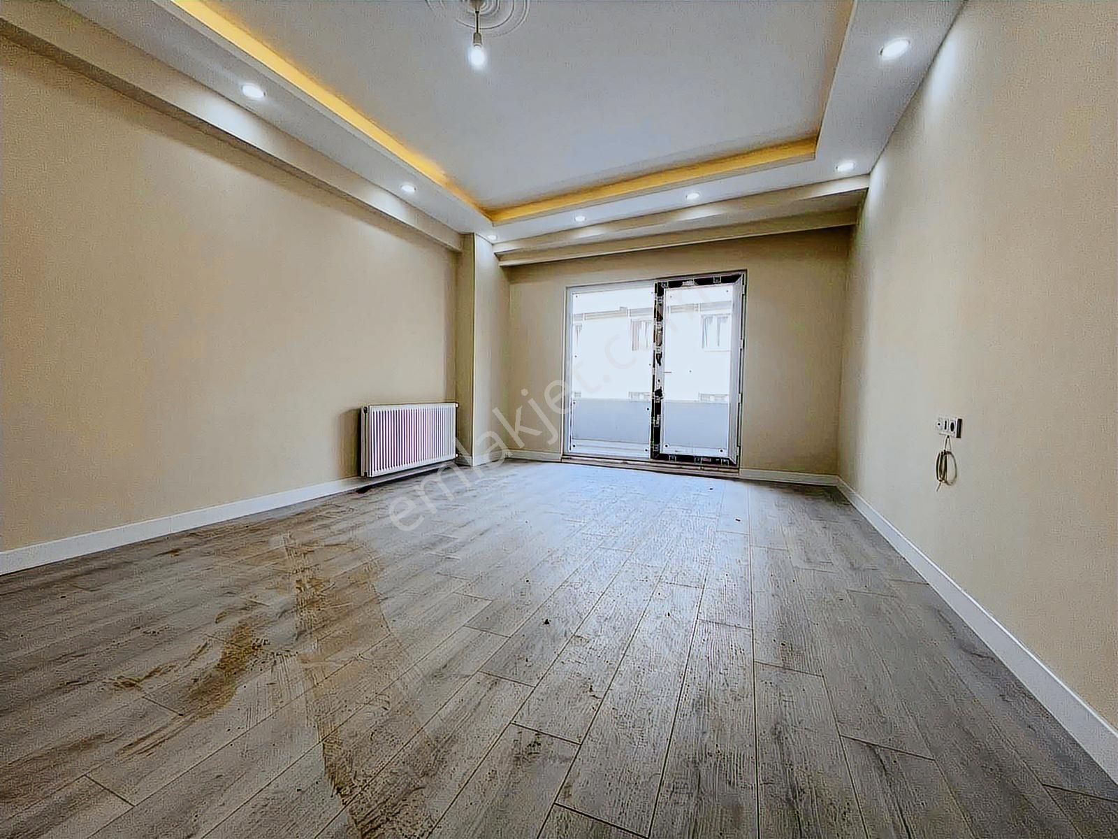 Gültepe Mahallesinde Kiralık 3+1 Sıfır 120m2 Yeni Bina Ön Cephe