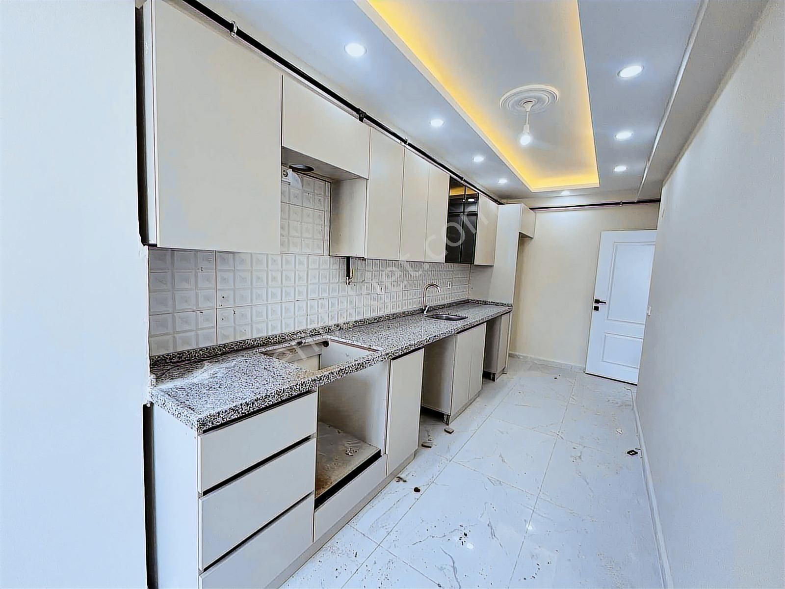 Gültepe Mahallesinde Kiralık 3+1 Sıfır 120m2 Yeni Bina Ön Cephe - Görsel 31