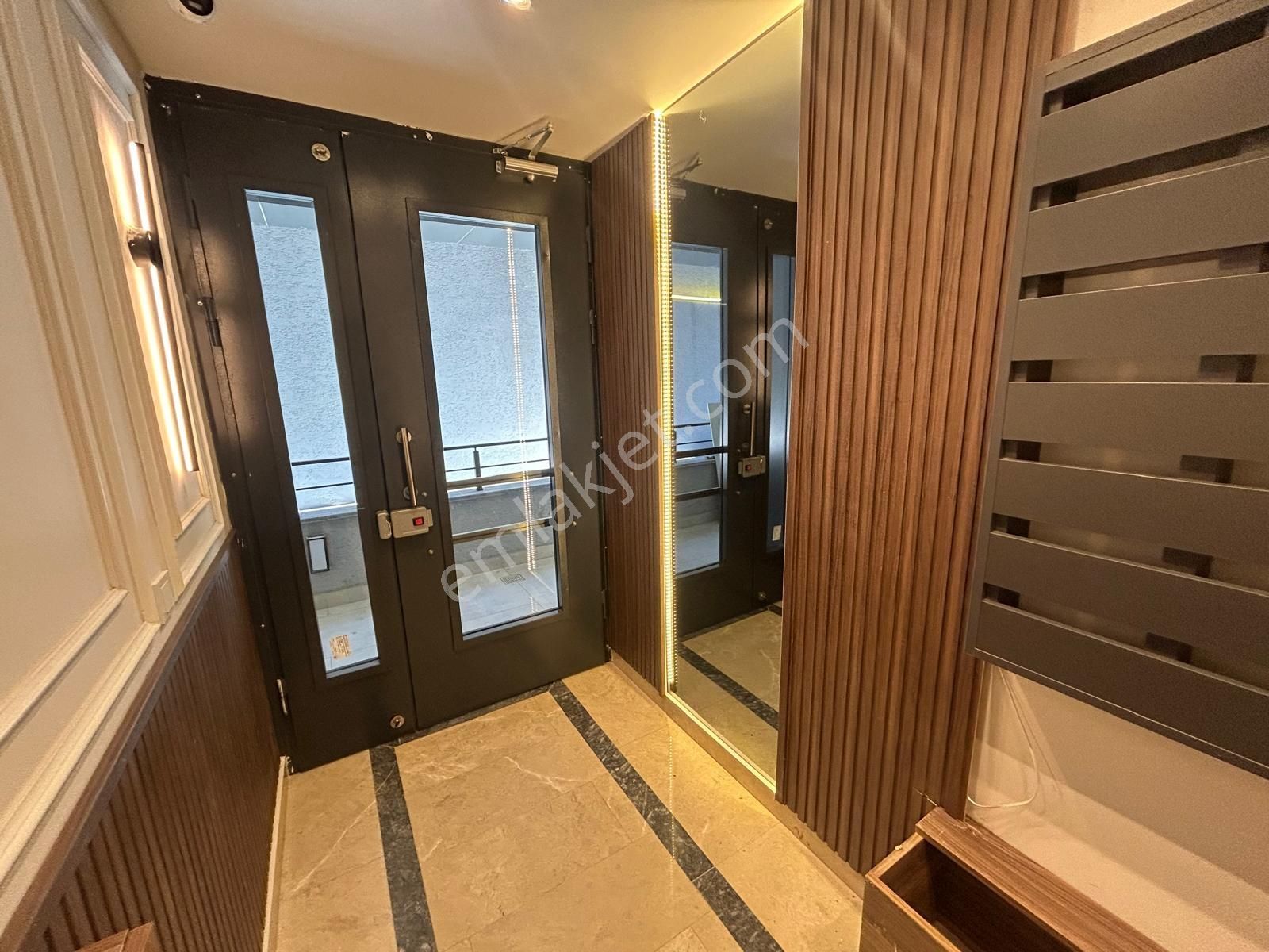 Üsküdar Barboros Mah.lüks Site İçerisinde 1+1 Satılıkdır - Görsel 7