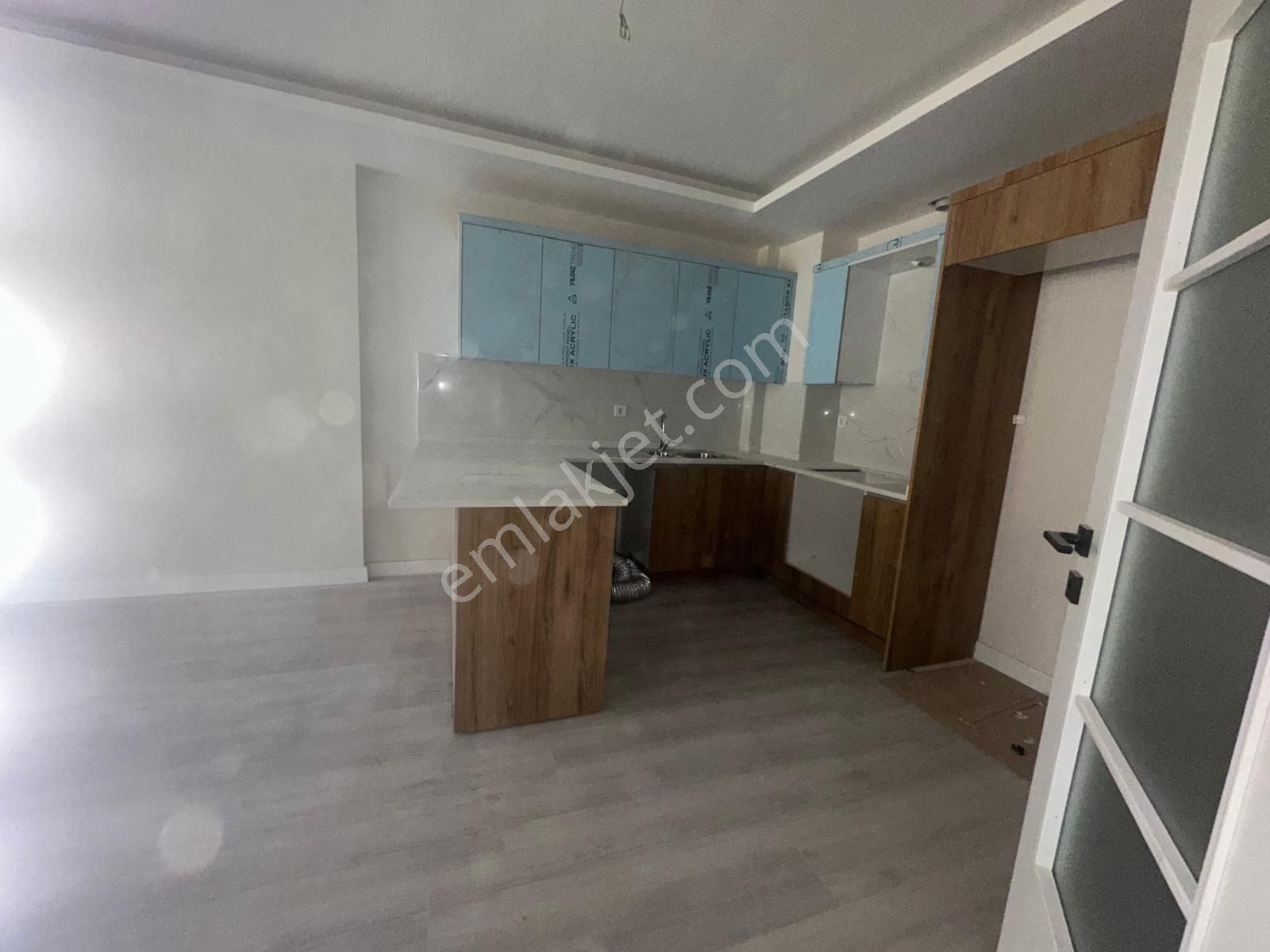 Üsküdar Barboros Mah.lüks Site İçerisinde 1+1 Satılıkdır - Görsel 13