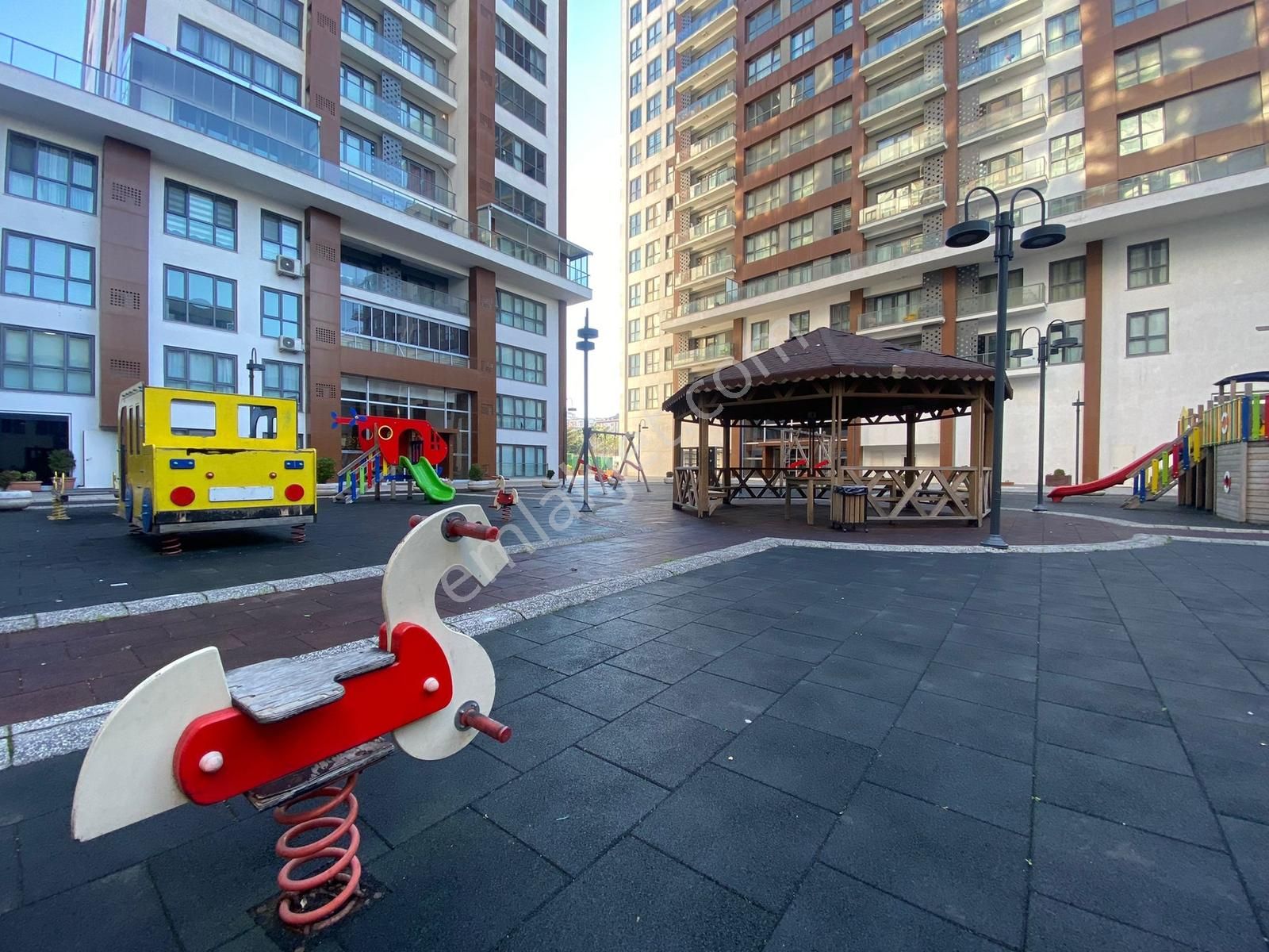 Büyükçekmece Pınartepe Mah Site İçi Kiralık 3+1 Boş Daire - Görsel 24