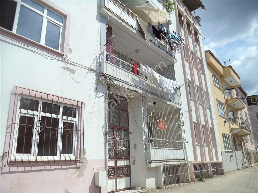 Osmangazi Çekirge'de Dolmuşa Yakın 3+1 Kiralık Daire