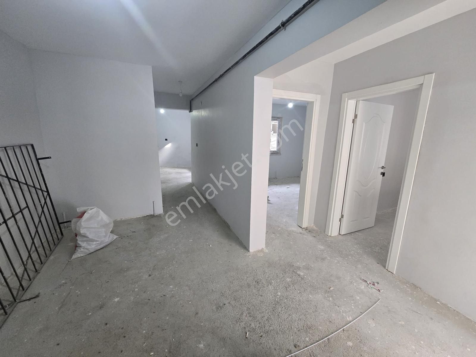 Tırpan'dan Osmangazi Selamet Mah.3katlı Satılık Müstakil Ev - Görsel 18