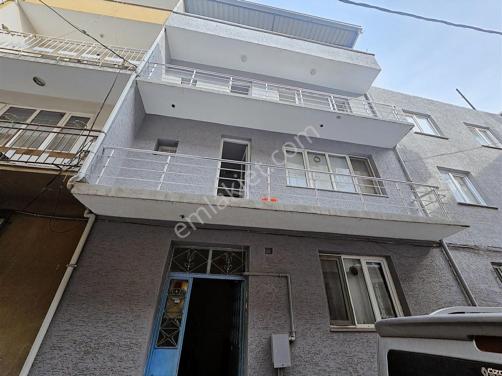 Tırpan'dan Osmangazi Selamet Mah.3katlı Satılık Müstakil Ev - Görsel 7