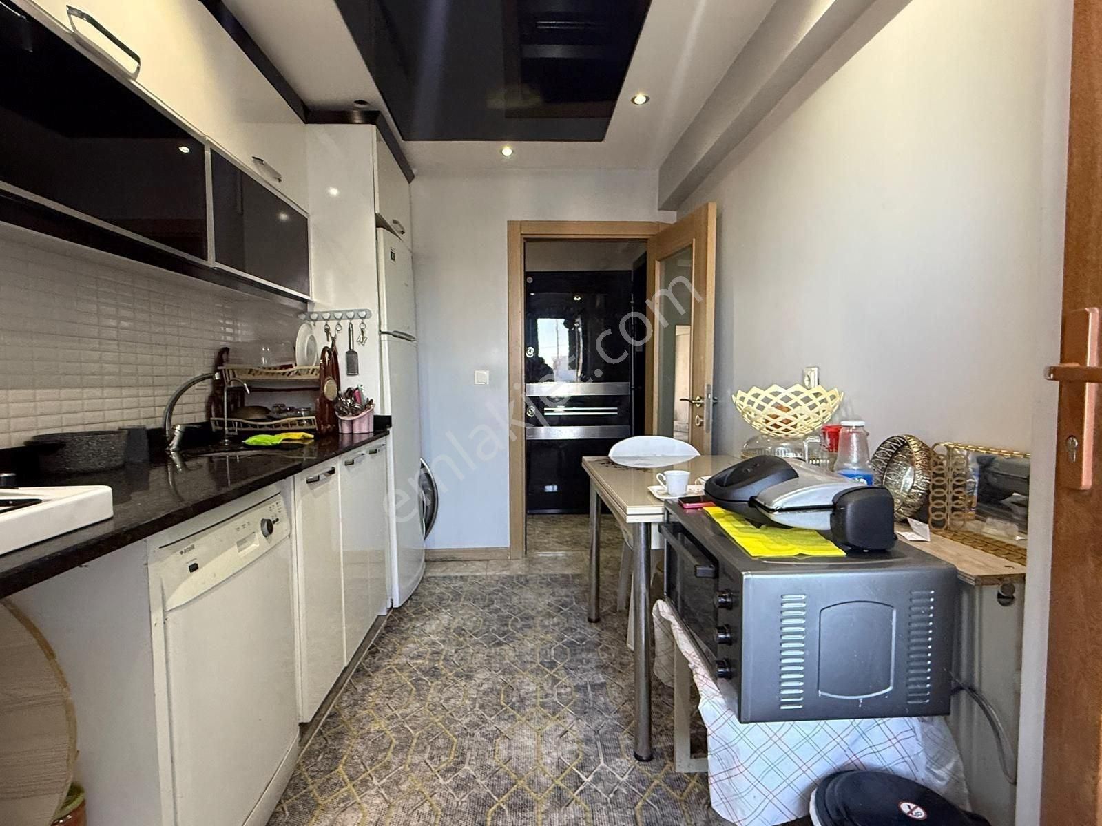 Başakşehir Güvercintepe Mahallesi Satılık 4+2 Dubleks Daire - Görsel 15