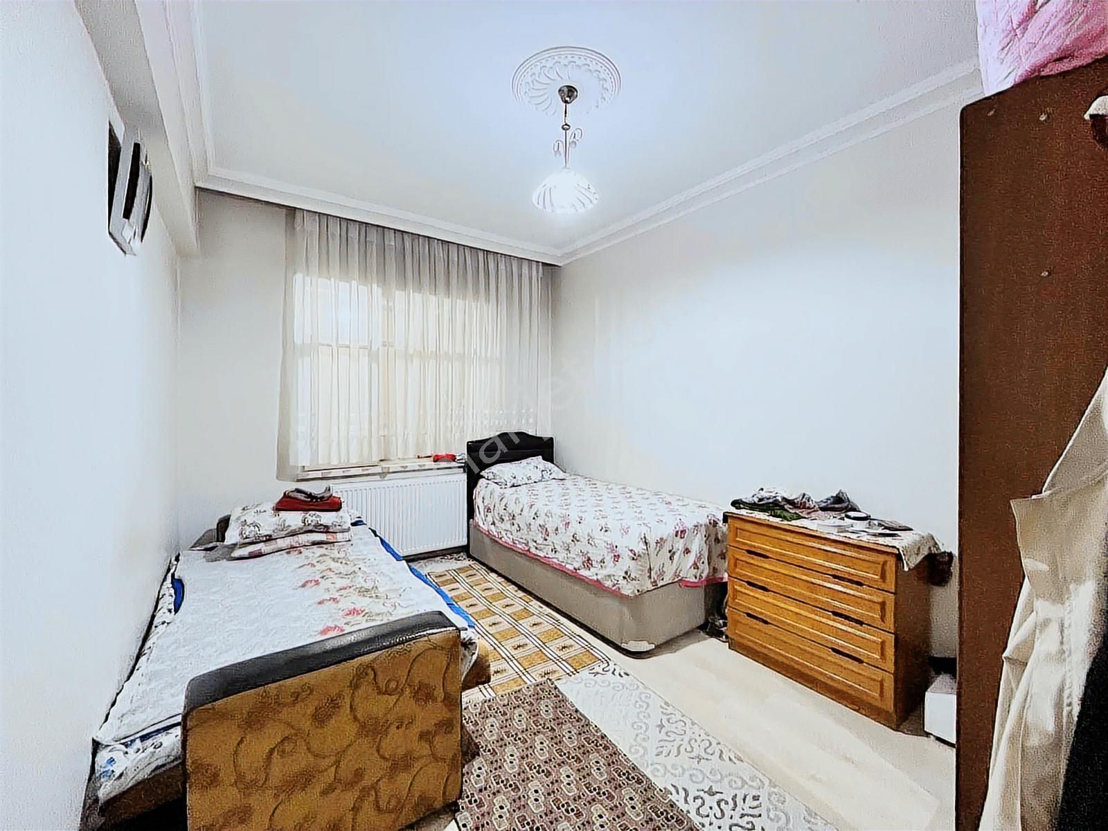 İkiaa Gayrimenkulden Çarşı İçi Yatırıma Uygun Satılık 3+1 Daire - Görsel 5