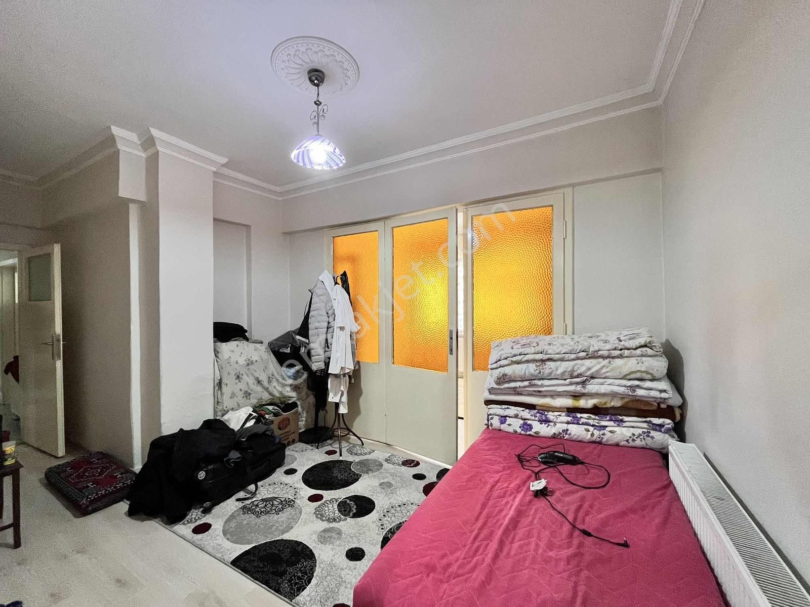 İkiaa Gayrimenkulden Çarşı İçi Yatırıma Uygun Satılık 3+1 Daire - Görsel 11