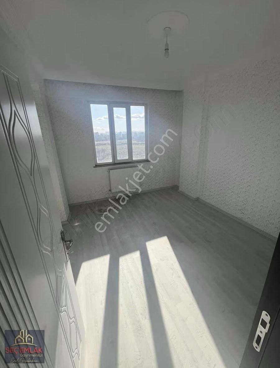 Seç Emlak'tan Taşlıca-malazgirt Mah Satılık Ara Kat 2.5+1 Daire - Görsel 24