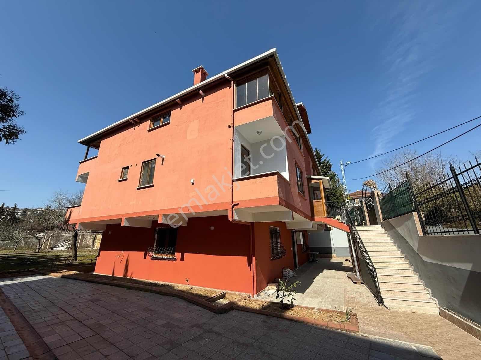 Boğaz Manzaralı Tünele Yakın Dubleks Daıre - Görsel 2