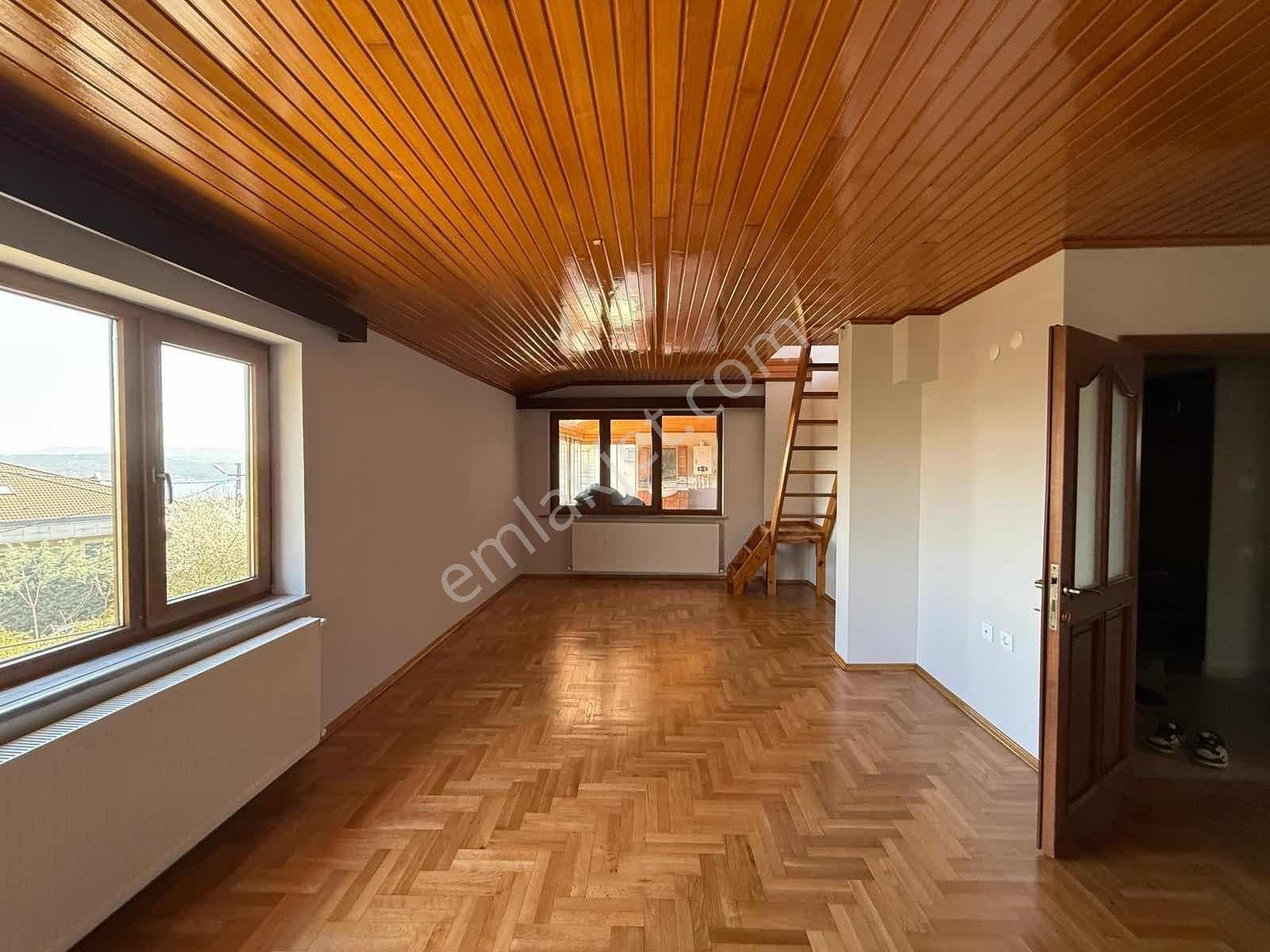 Boğaz Manzaralı Tünele Yakın Dubleks Daıre - Görsel 10