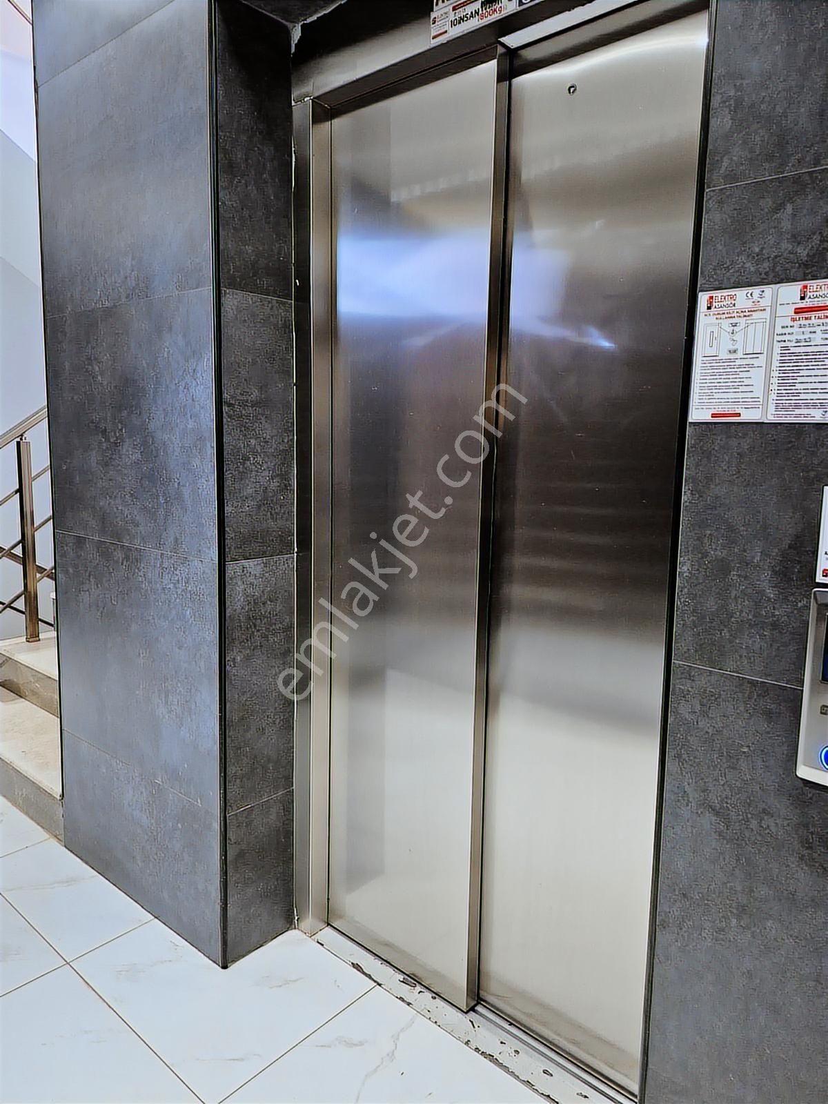 Altıntaş Satılık 2+1 Ara Kat Daire - Görsel 3