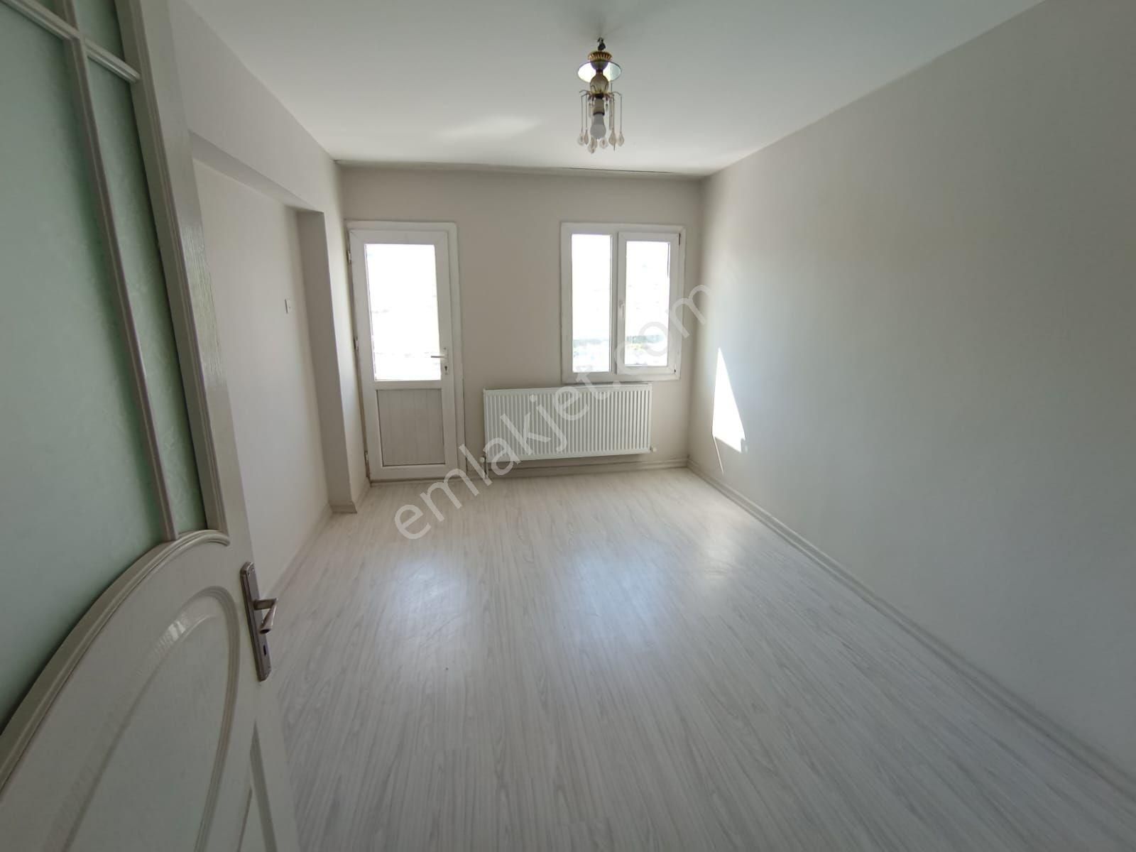 Günaltay Mh Merkez'de Doğal Gazlı 3+1 125 M2 Temiz Arakat Daire - Görsel 7