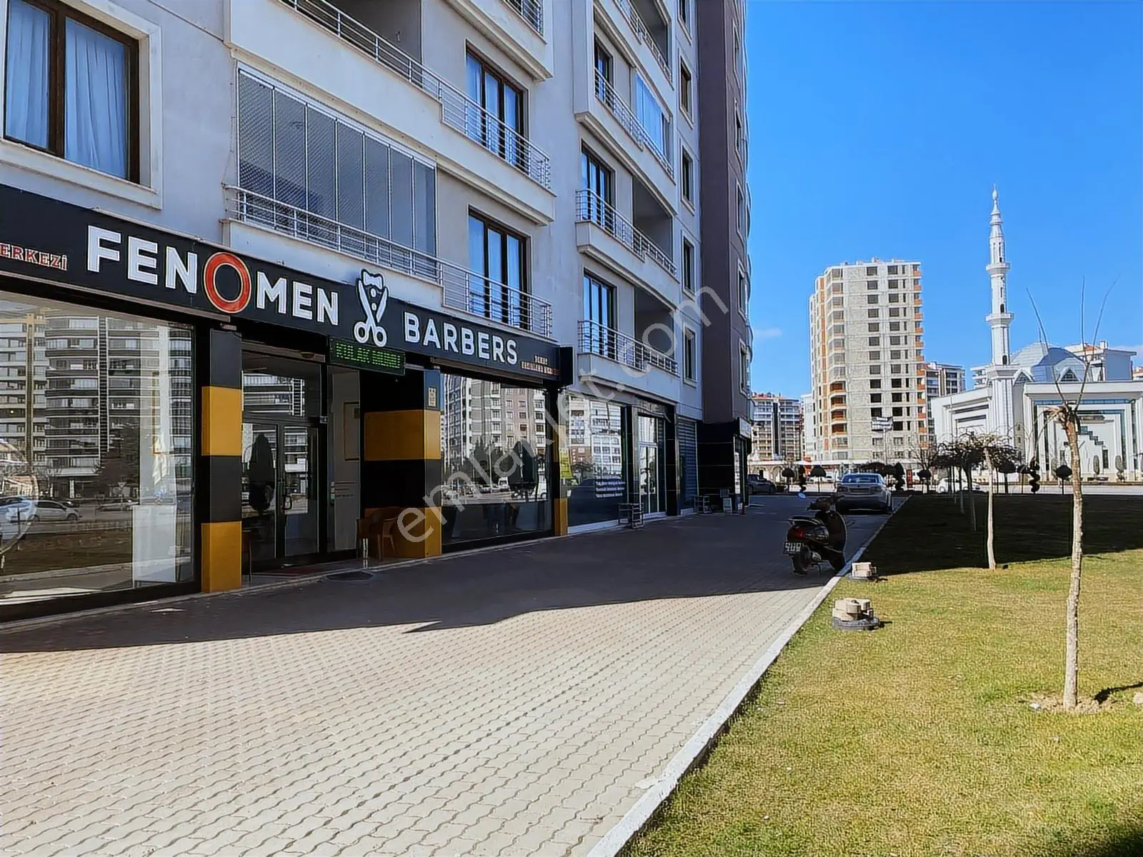 Şefikcan Caddesine Cephe Satılık Dükkan - Görsel 12