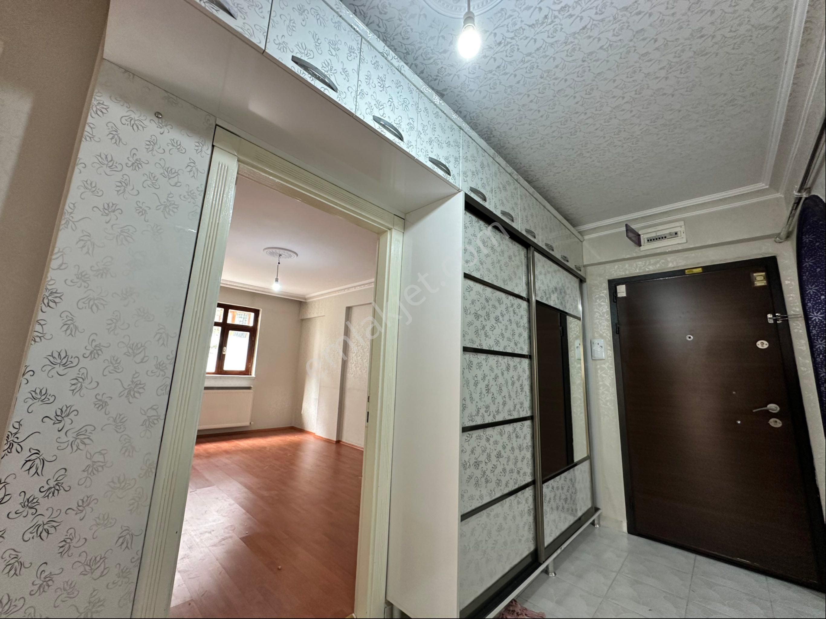 Karapürçekte Kiralık Kat Konumunda 3+1 Daire - Görsel 28
