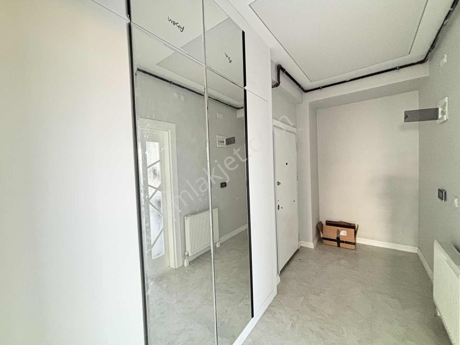 Fa Özbir'den Cumhuriyette 7/24 Güvenlikli Site İçi 2+1daire - Görsel 16