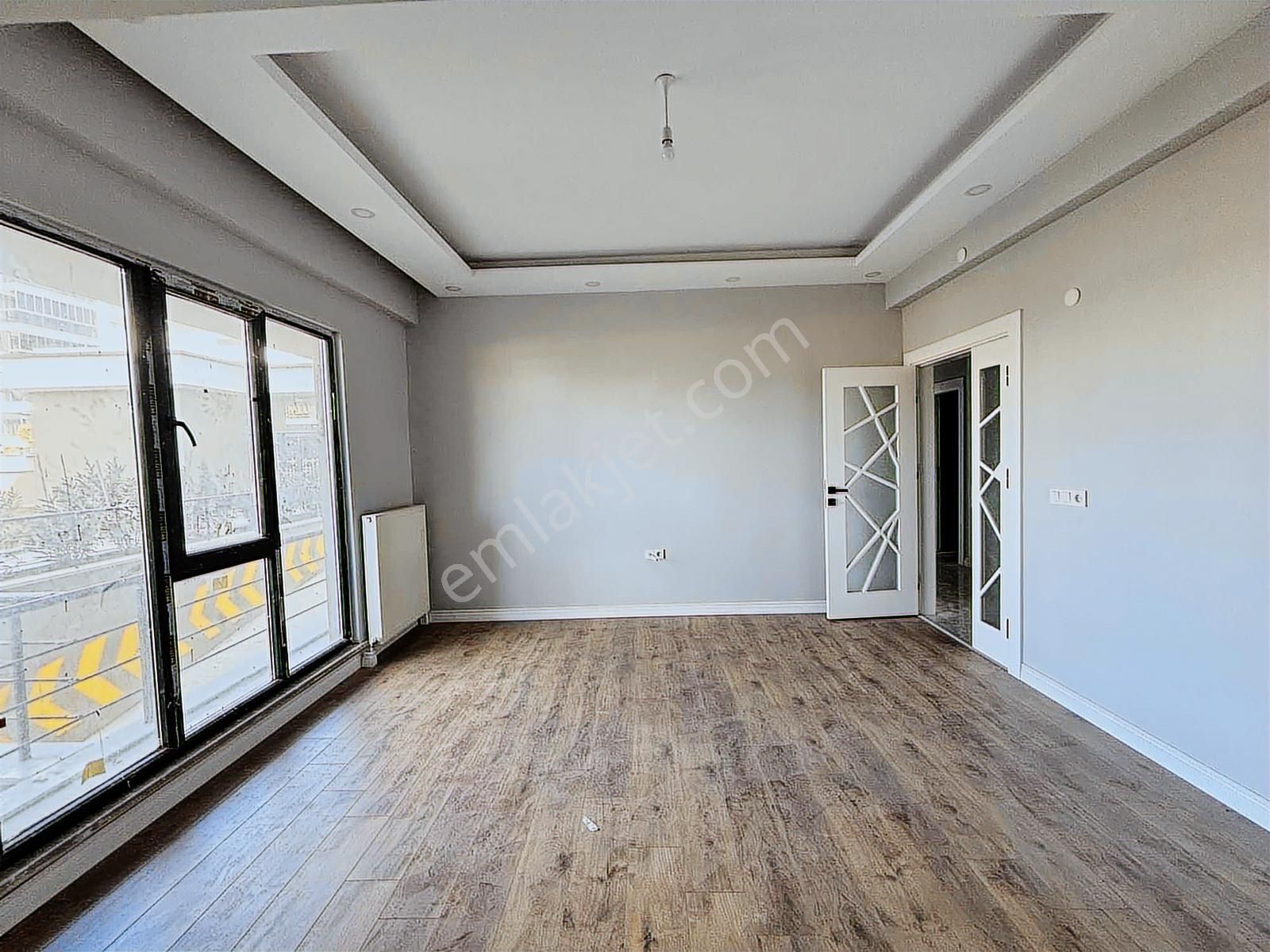 Fa Özbir'den Cumhuriyette 7/24 Güvenlikli Site İçi 2+1daire - Görsel 22