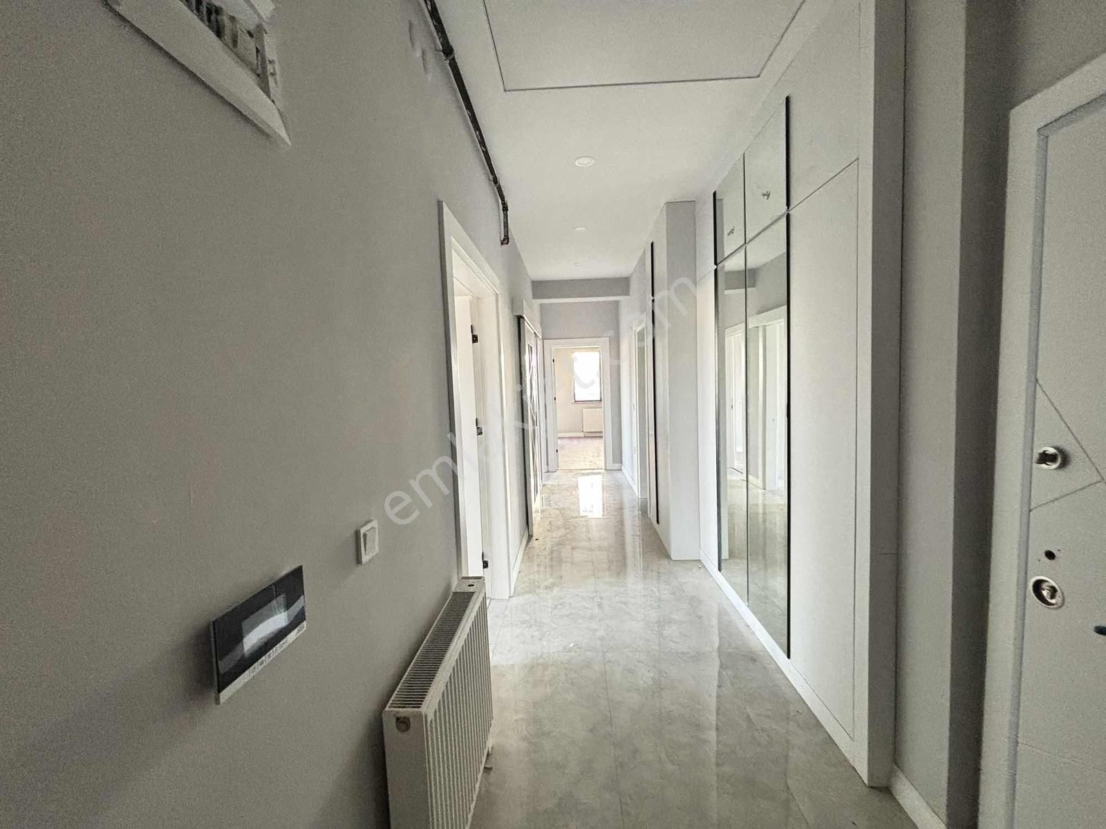 Fa Özbir'den Cumhuriyette 7/24 Güvenlikli Site İçi 2+1daire - Görsel 19