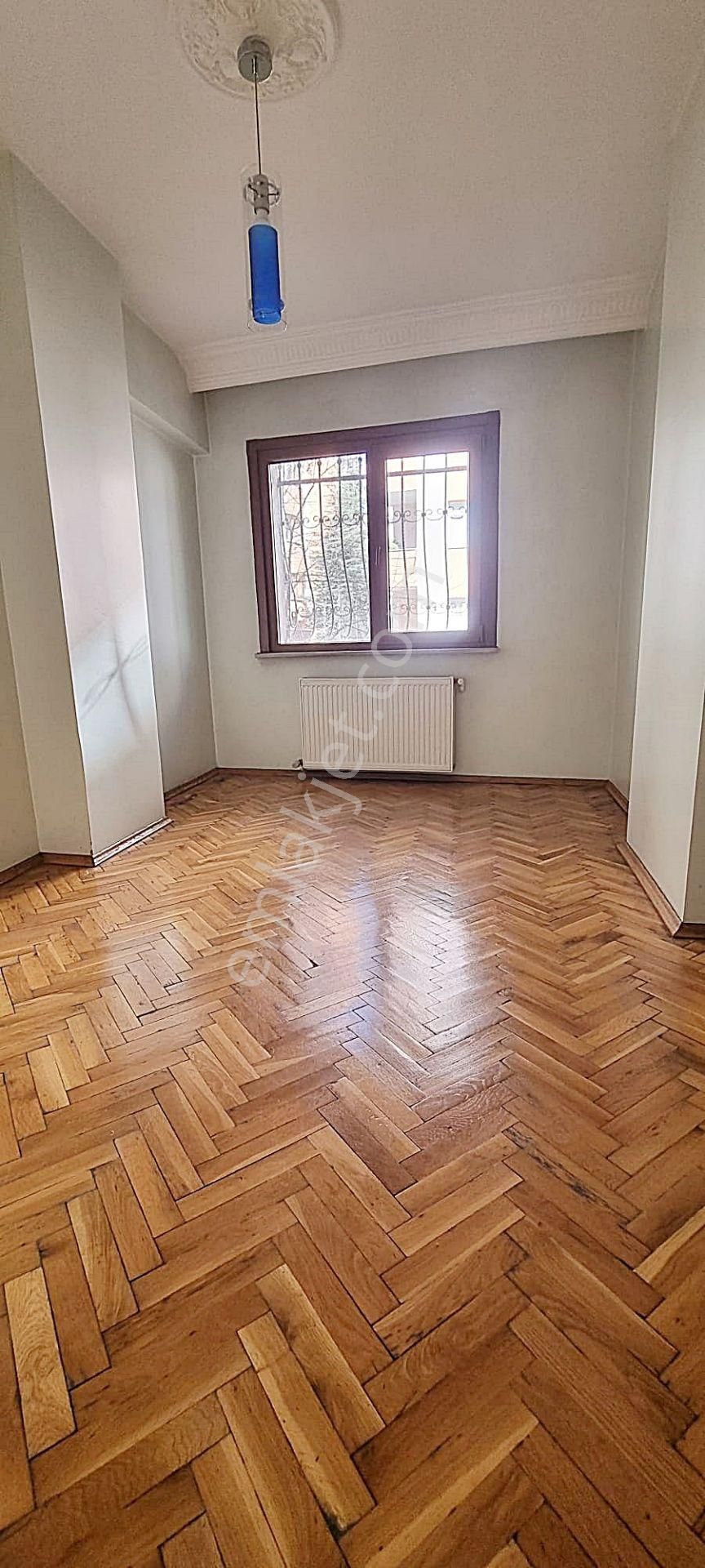Madenler Çekmeköy Metrosuna Yakın Kombili 130 M2 3+1 Ferah Daire - Görsel 18