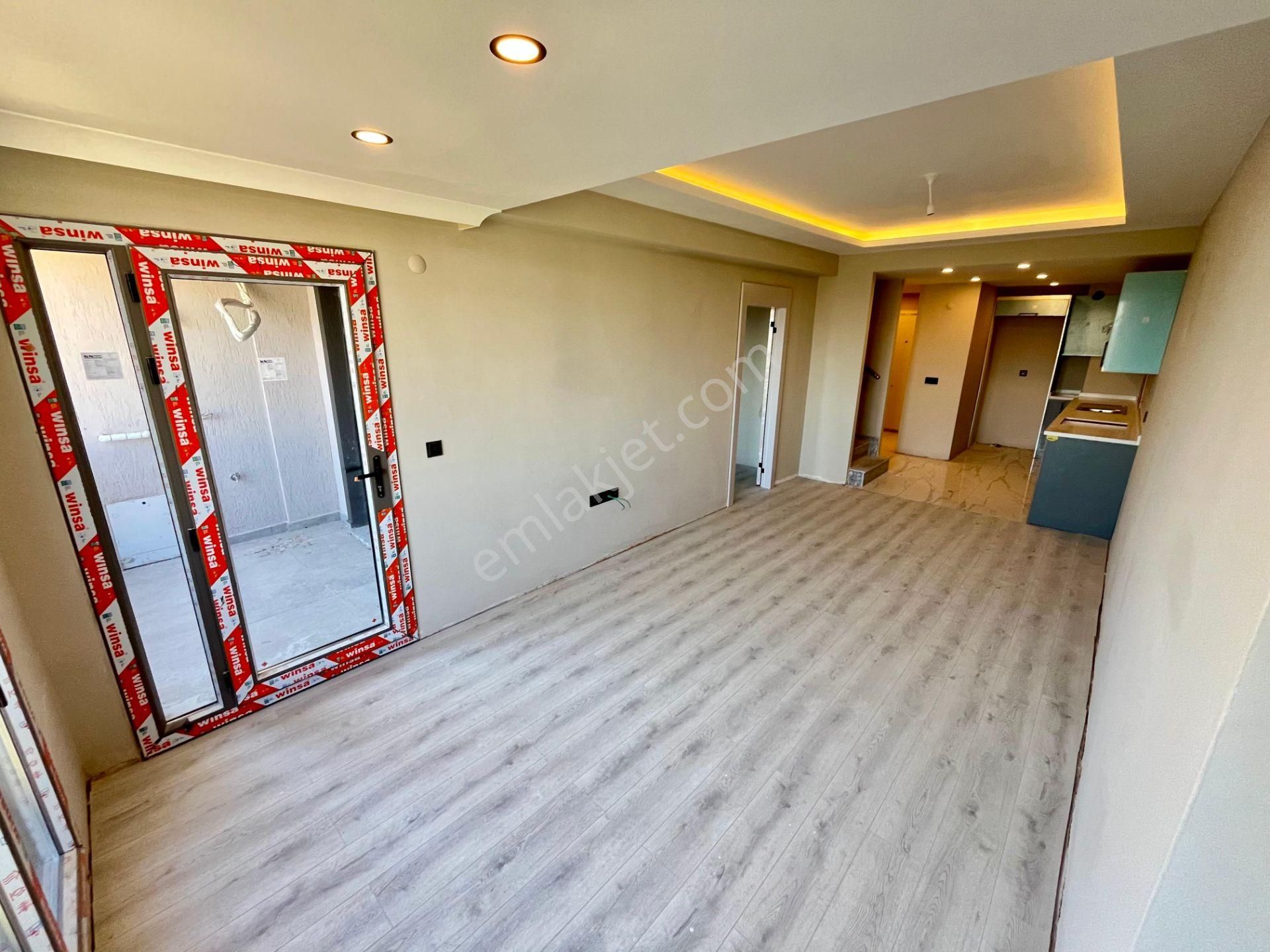 Akçay Sezgin Emlaktan Ön Cephe & Lüx Tasarım Satılık 2+1 Dublex - Görsel 2