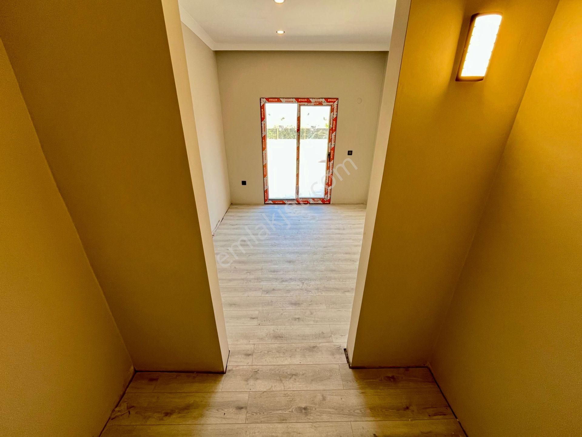 Akçay Sezgin Emlaktan Ön Cephe & Lüx Tasarım Satılık 2+1 Dublex - Görsel 22