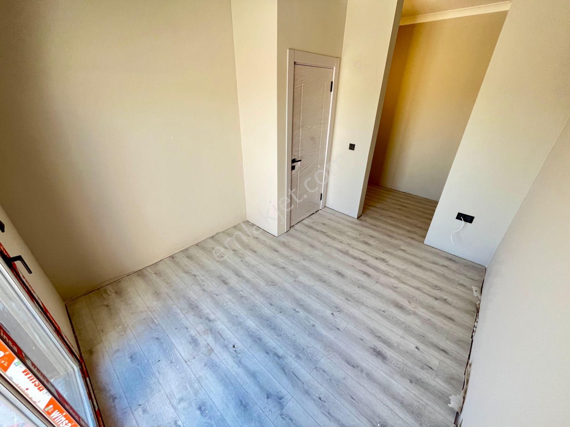 Akçay Sezgin Emlaktan Ön Cephe & Lüx Tasarım Satılık 2+1 Dublex - Görsel 24