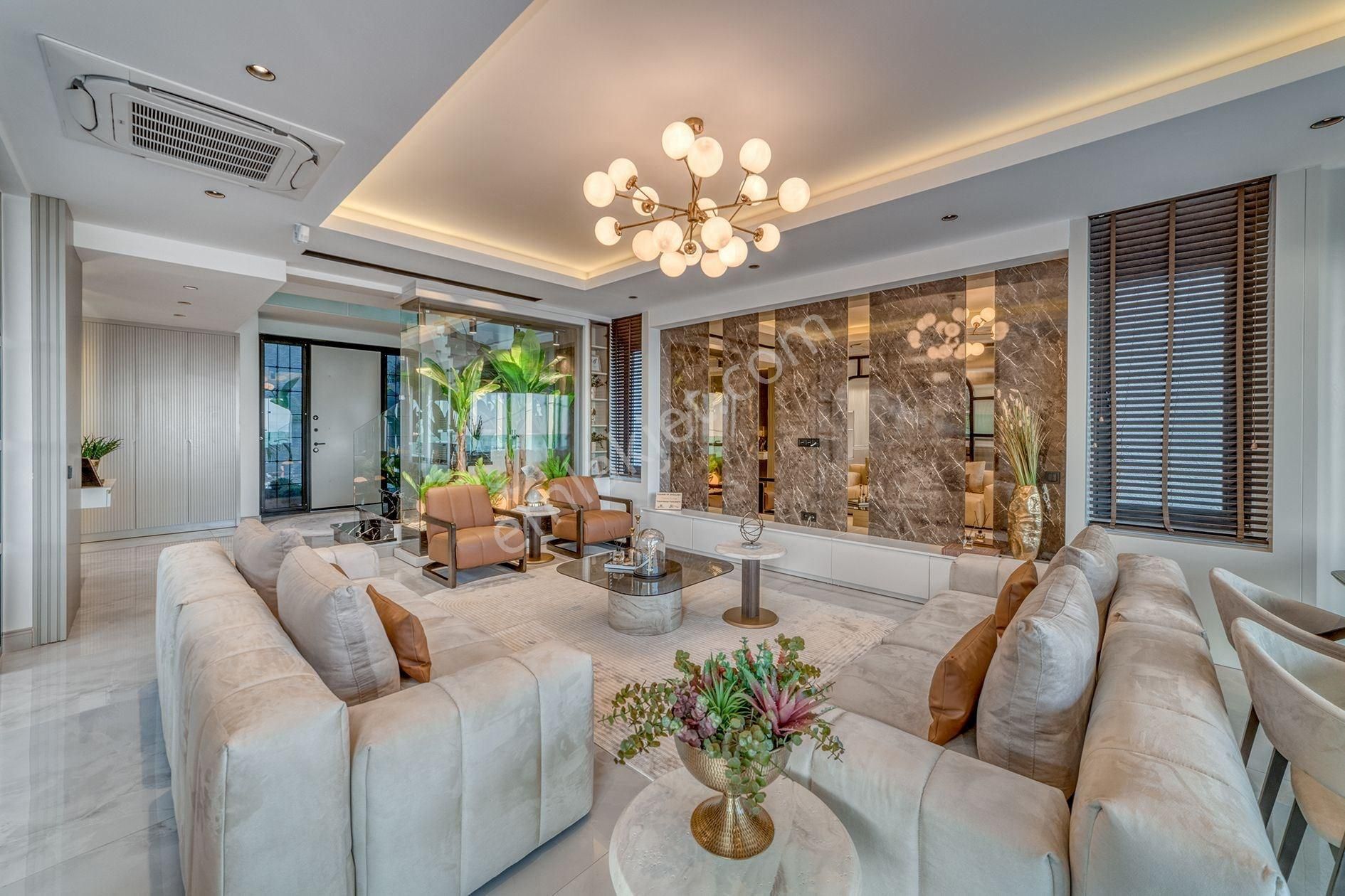 Alanya Tepe Modern Mimariye Sahip 4+1 Eşsiz Manzaralı Özel Villa - Görsel 5