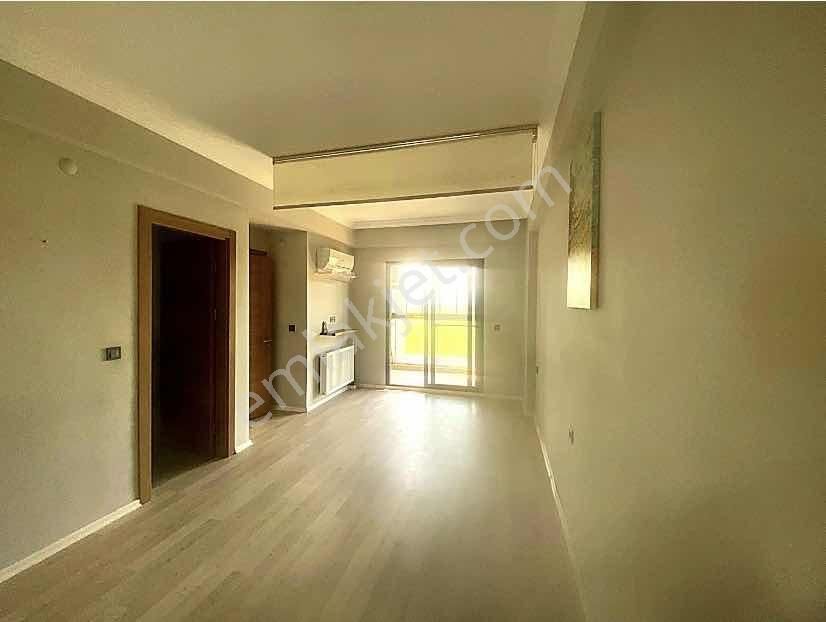 Remax Arma'dan Torbalı'da Site İçinde 3+1 Kiralık Geniş Daire - Görsel 18