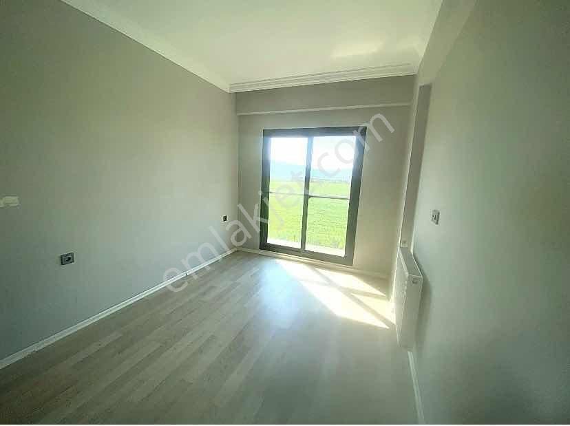 Remax Arma'dan Torbalı'da Site İçinde 3+1 Kiralık Geniş Daire - Görsel 7