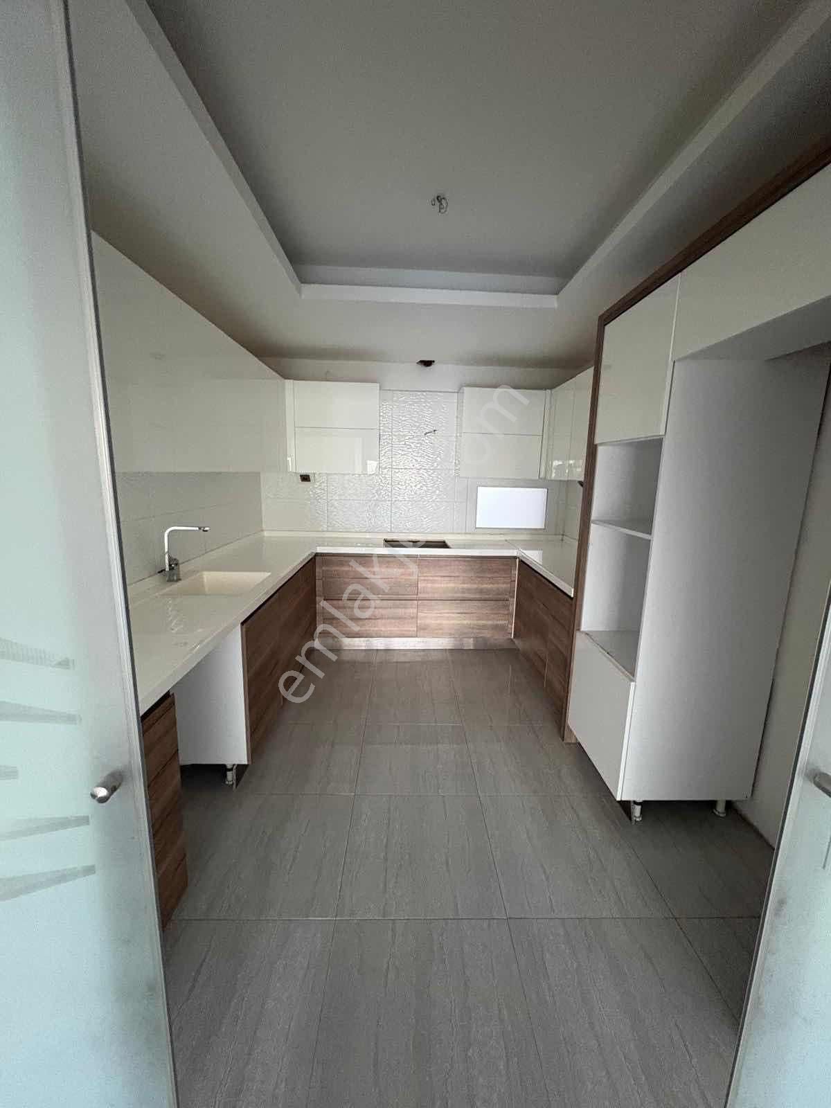 Kuşadası Kiralık 3+1 Daire - Görsel 7