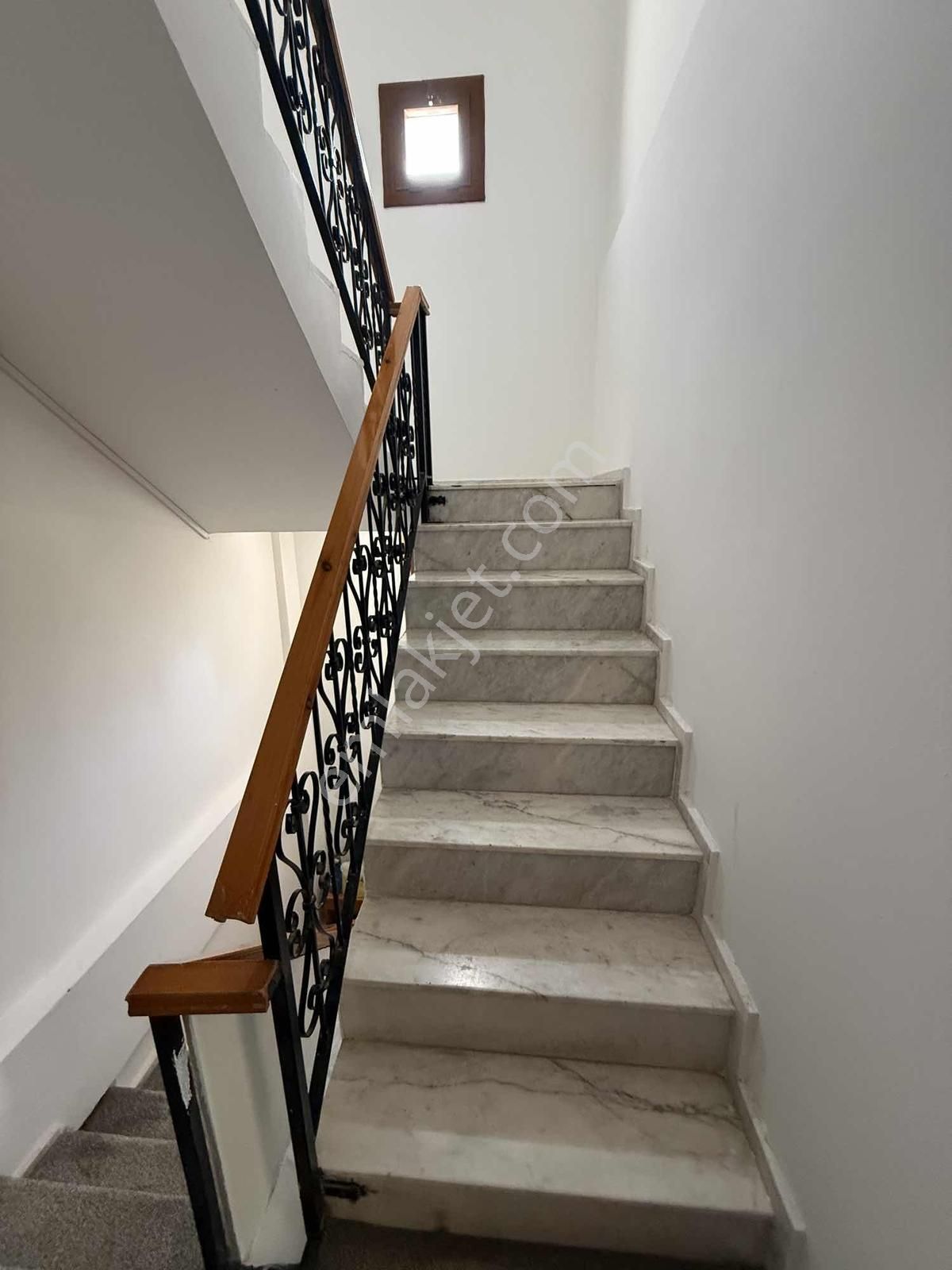 Bodrum Turgutreis Kiralık 2+2 Üst Dubleks Daire Eşyalı 85 M2 - Görsel 17