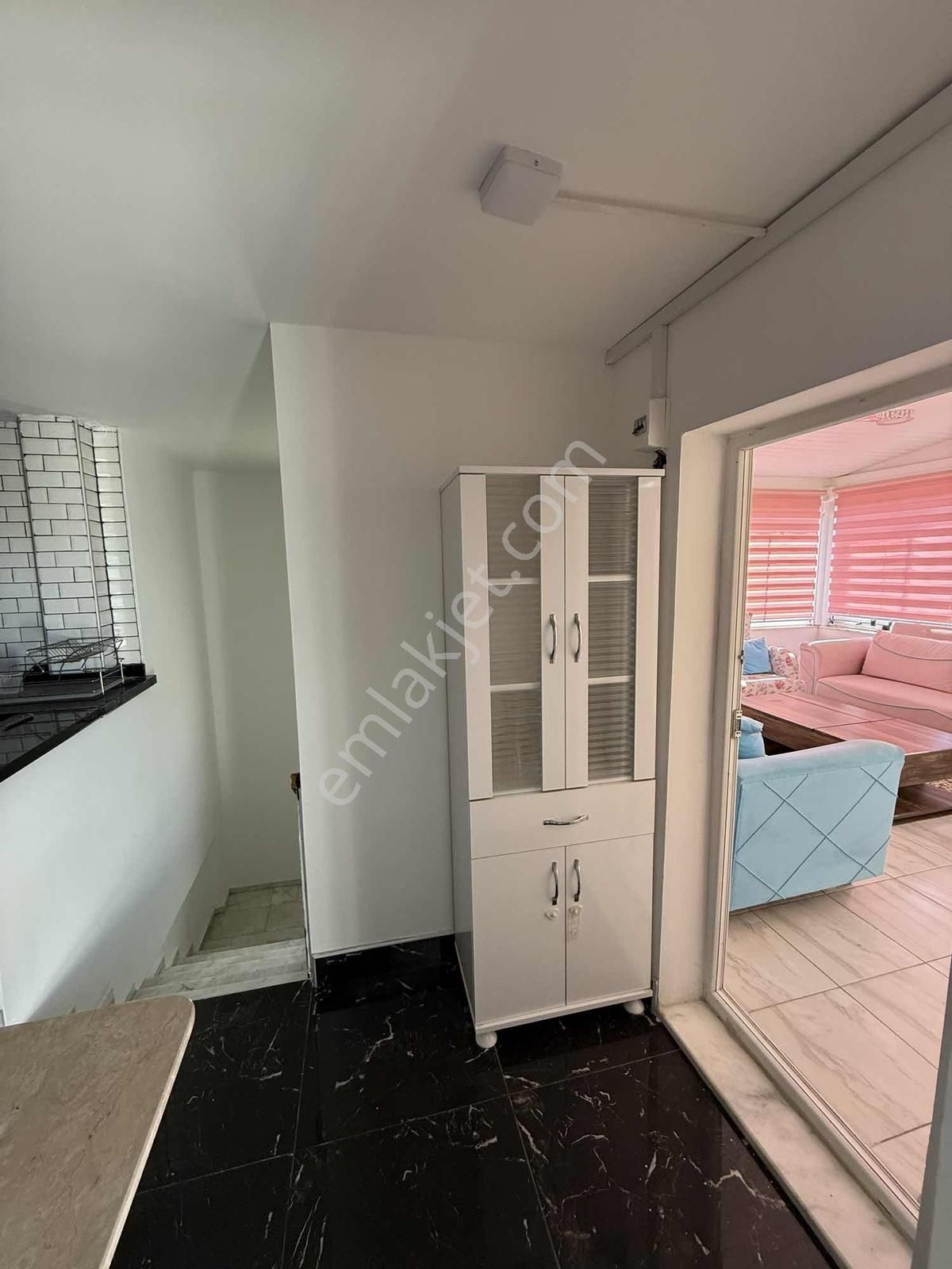 Bodrum Turgutreis Kiralık 2+2 Üst Dubleks Daire Eşyalı 85 M2 - Görsel 15