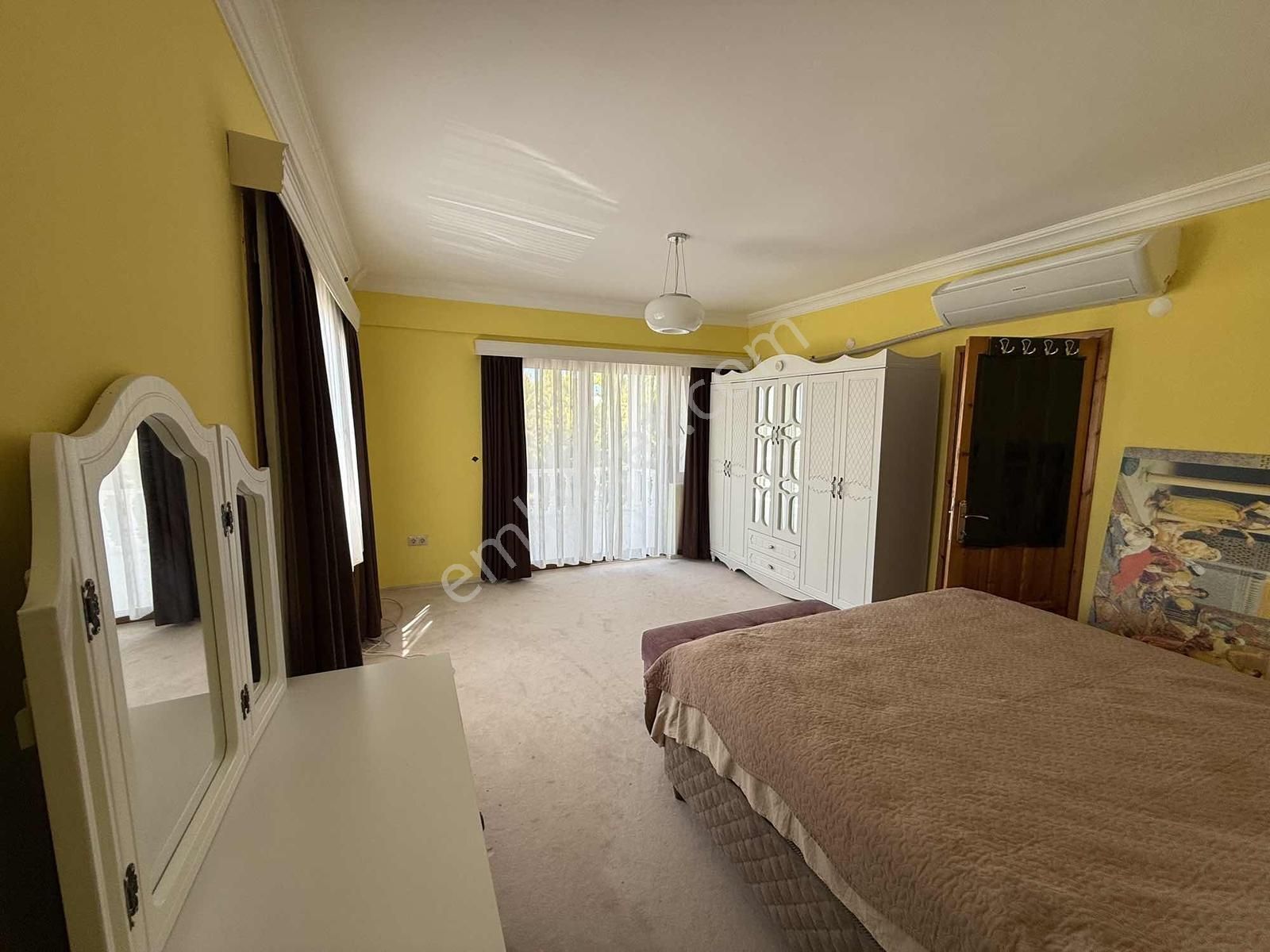 Bodrum Turgutreis Kiralık 2+2 Üst Dubleks Daire Eşyalı 85 M2 - Görsel 12