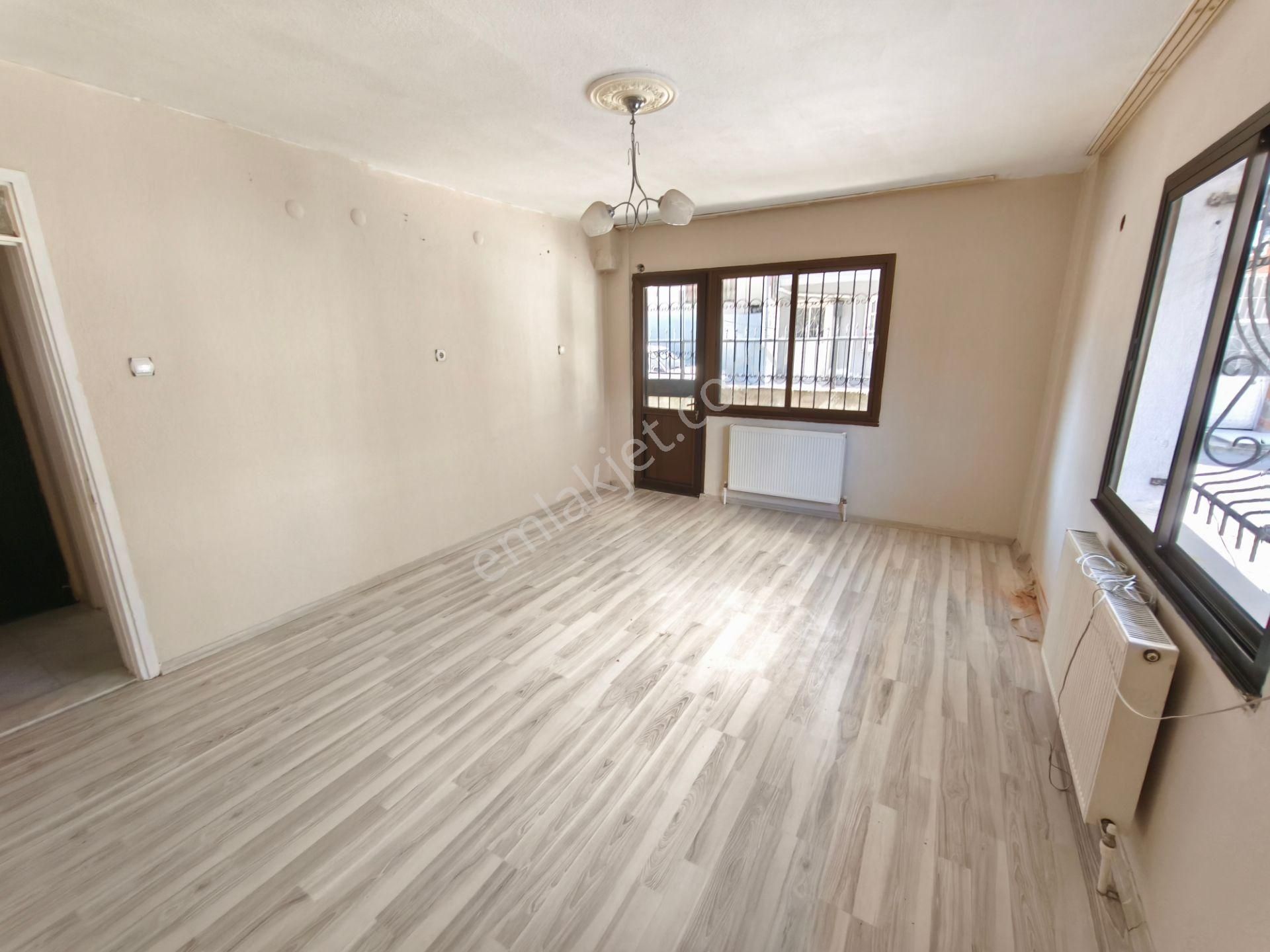 Özevim Emlaktan Irmak Mahallesi Kombili Kiralık 2+1 Daire - Görsel 14