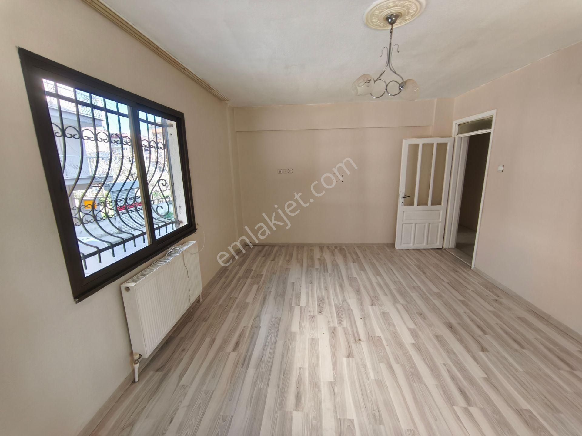 Özevim Emlaktan Irmak Mahallesi Kombili Kiralık 2+1 Daire - Görsel 15